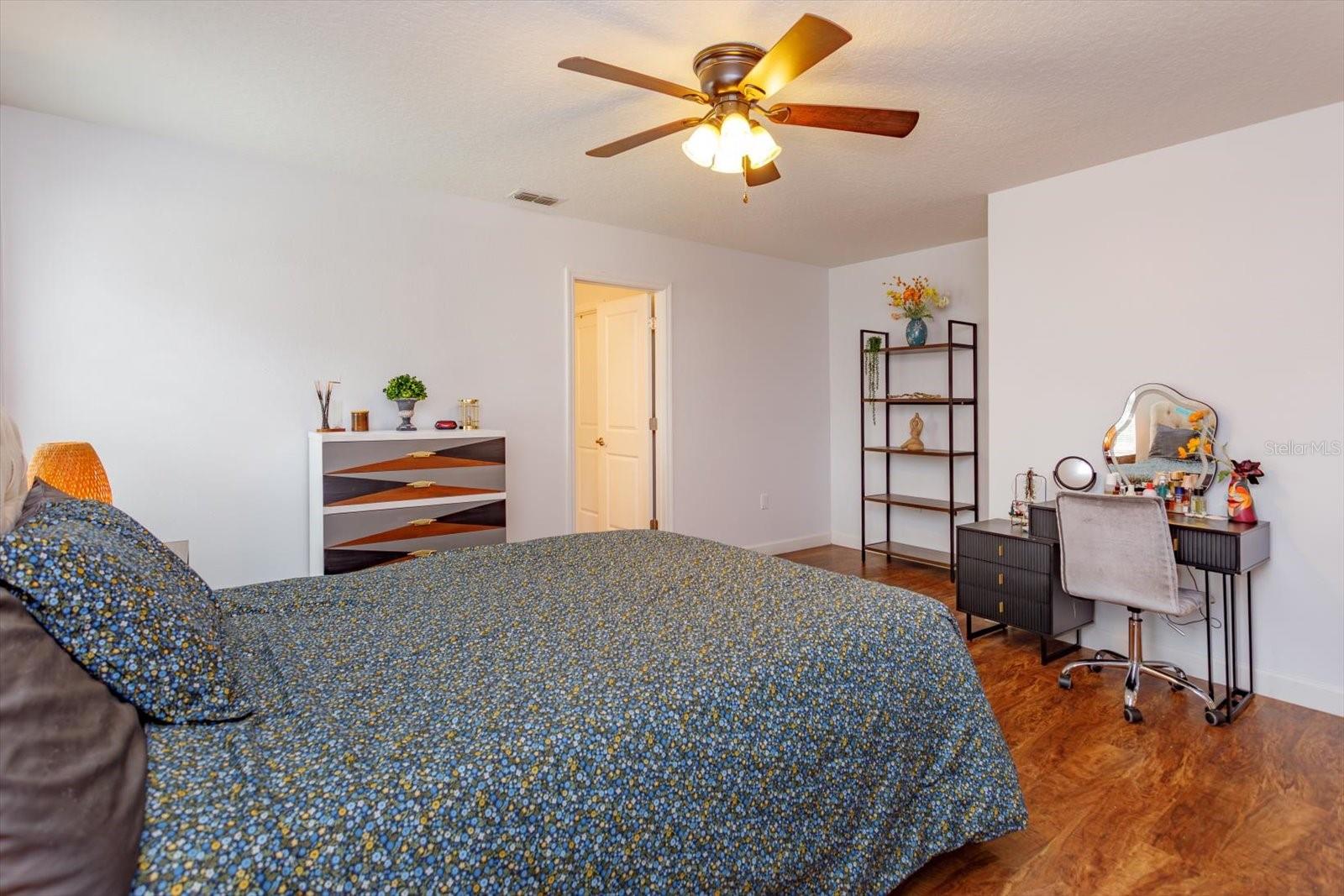 573 CHARLES AVE, ORANGE CITY, FL, 32763