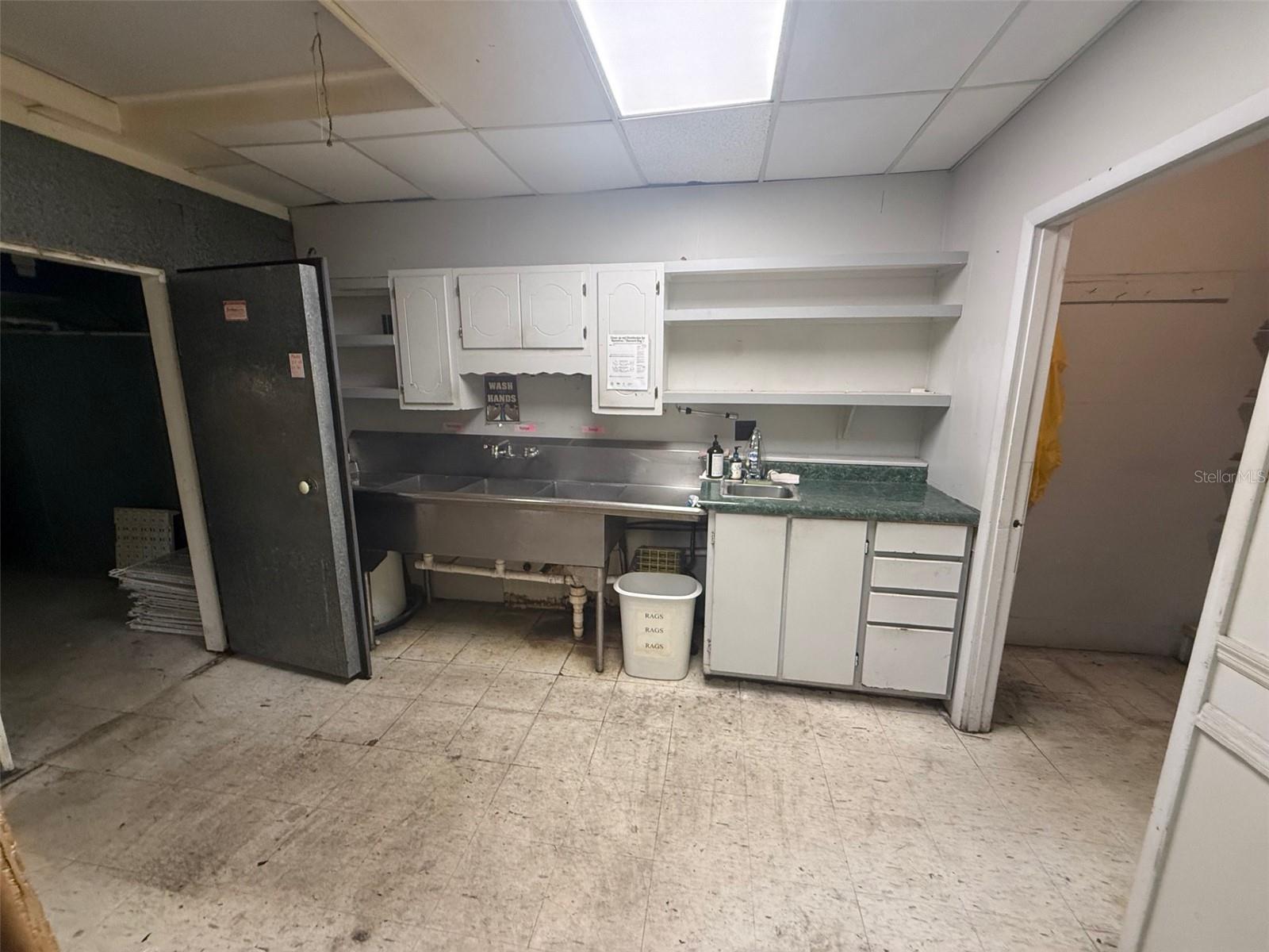 2916 S WASHINGTON AVE, TITUSVILLE, FL, 32780