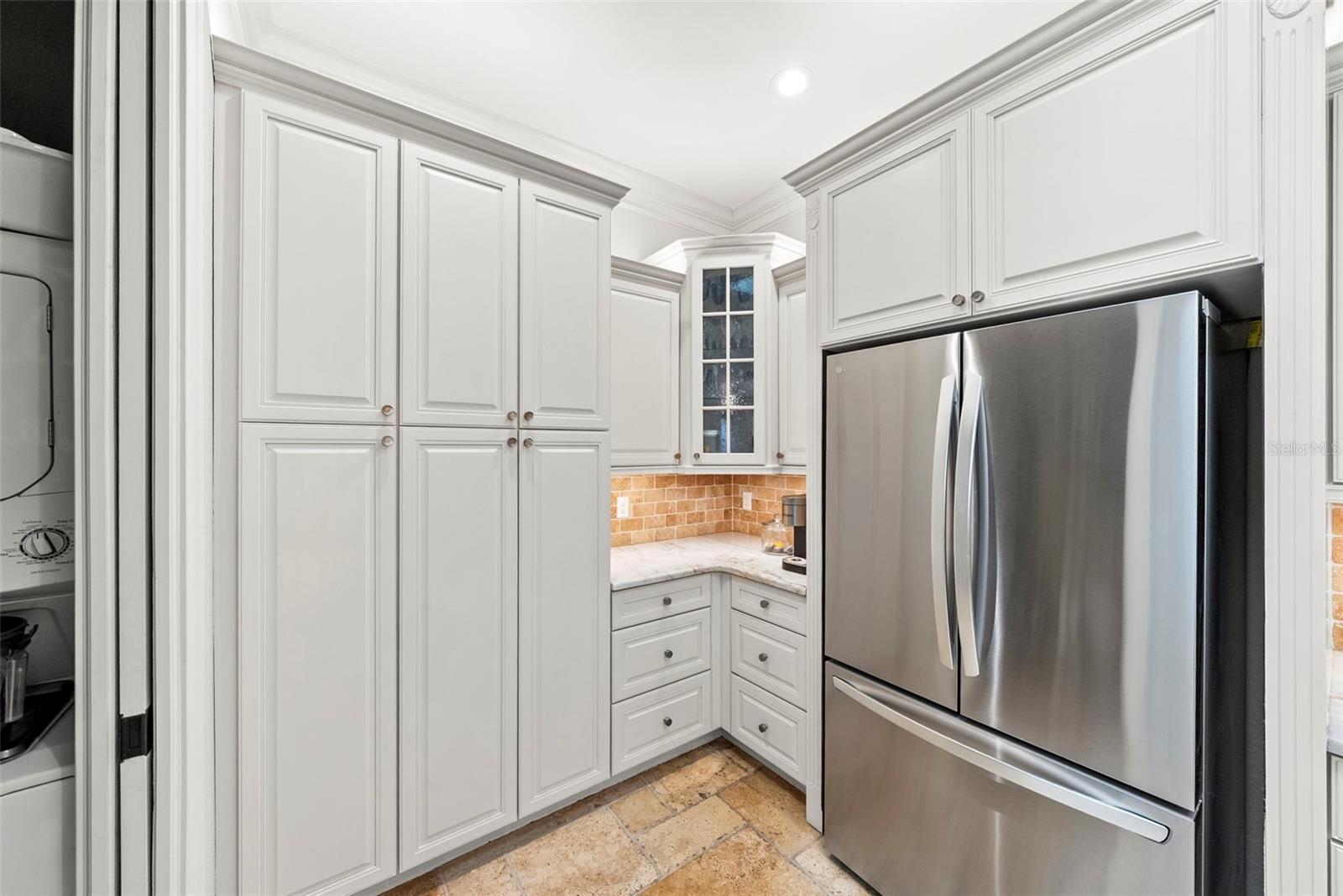 2028 ILLINOIS AVE NE, ST PETERSBURG, FL, 33703