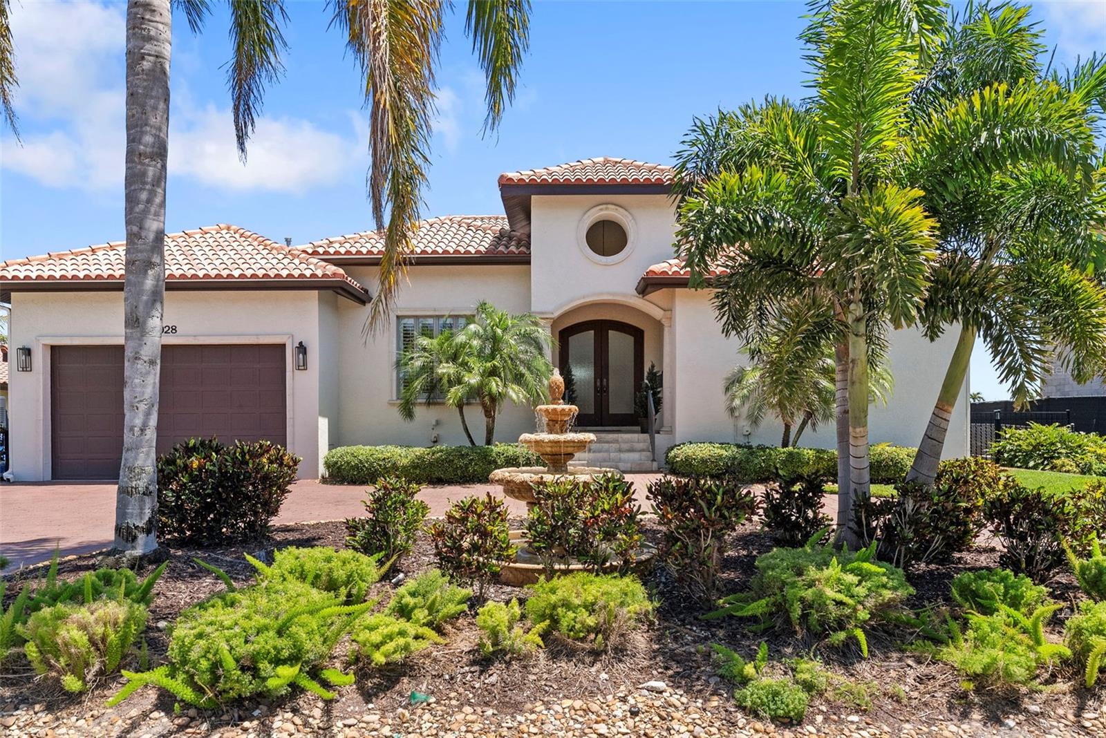 2028 ILLINOIS AVE NE, ST PETERSBURG, FL, 33703