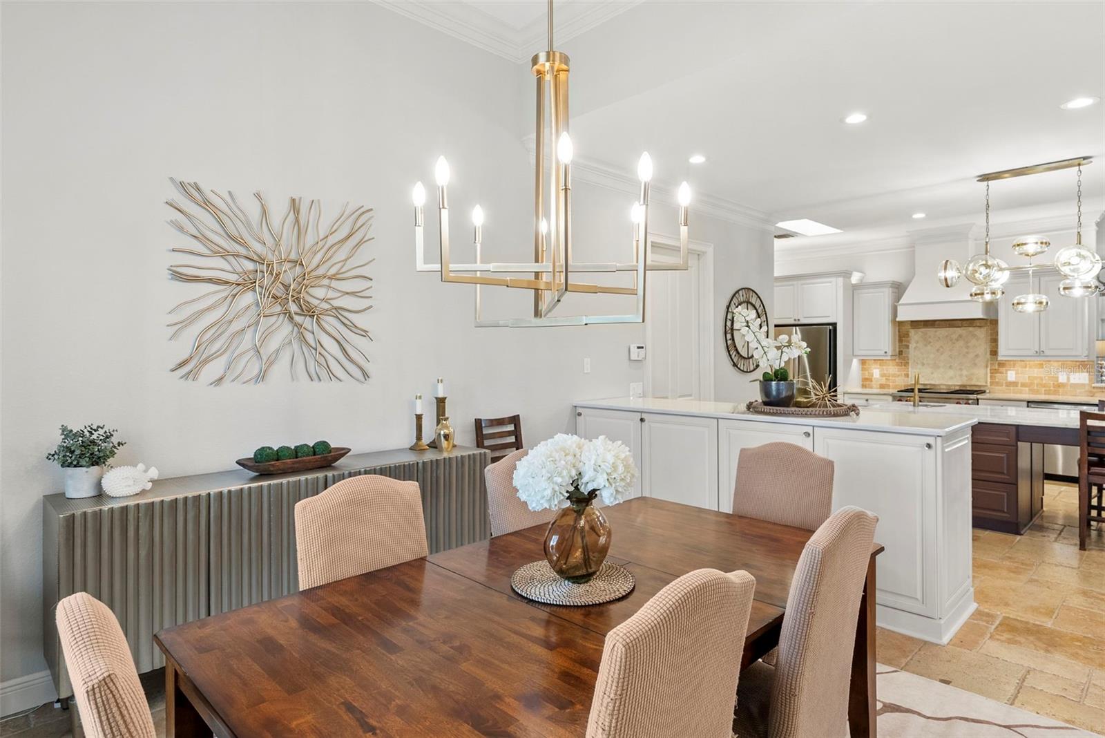 2028 ILLINOIS AVE NE, ST PETERSBURG, FL, 33703