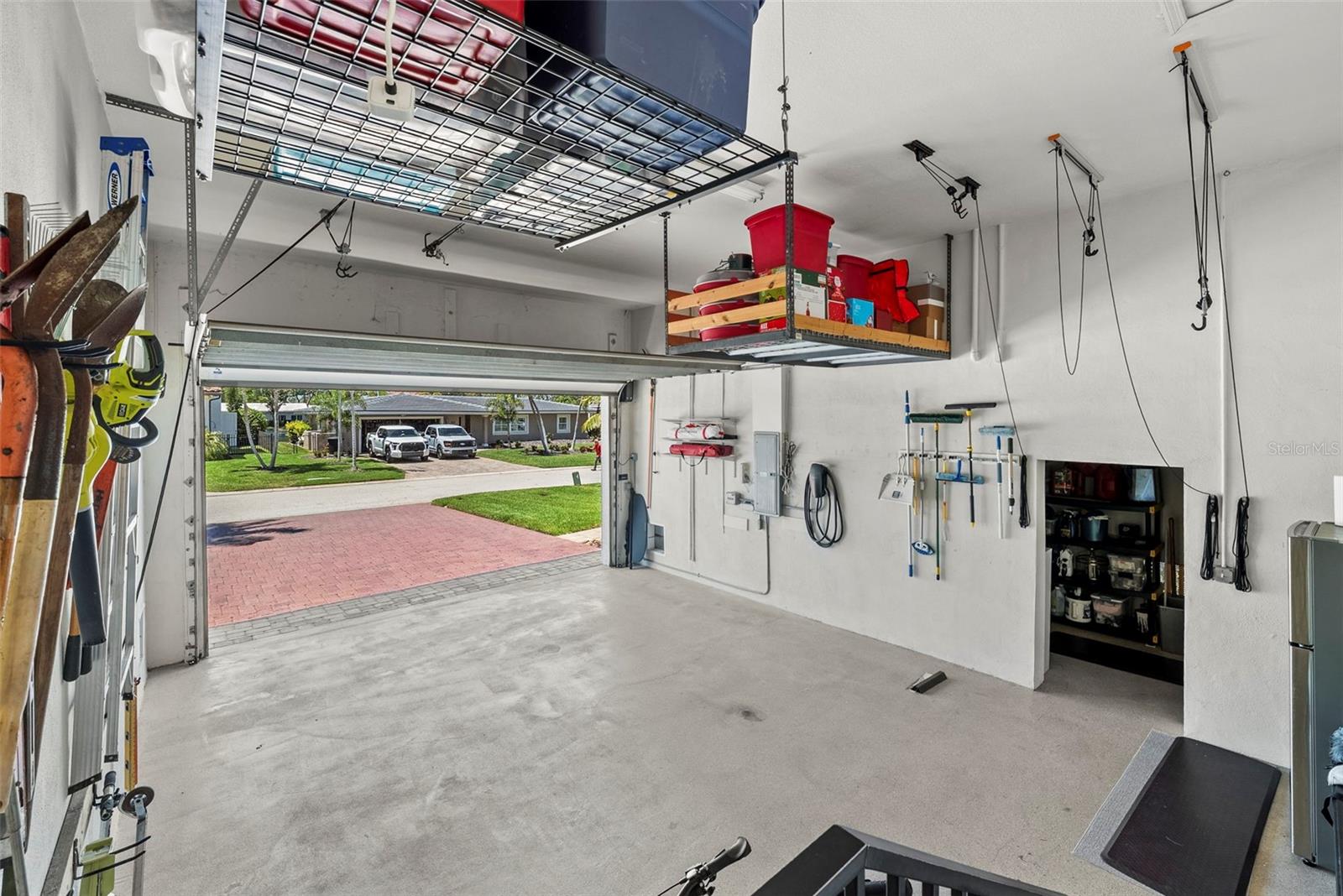 2028 ILLINOIS AVE NE, ST PETERSBURG, FL, 33703