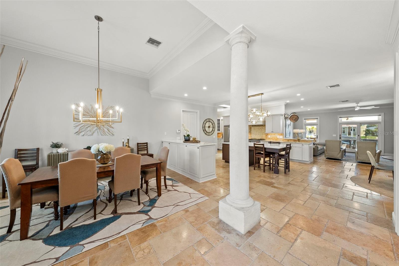 2028 ILLINOIS AVE NE, ST PETERSBURG, FL, 33703