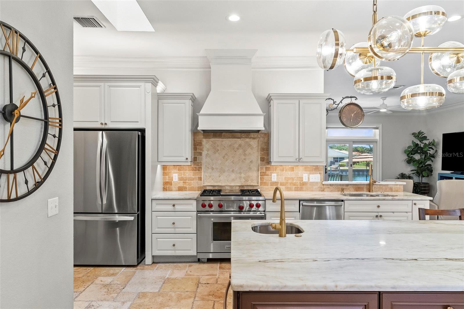 2028 ILLINOIS AVE NE, ST PETERSBURG, FL, 33703