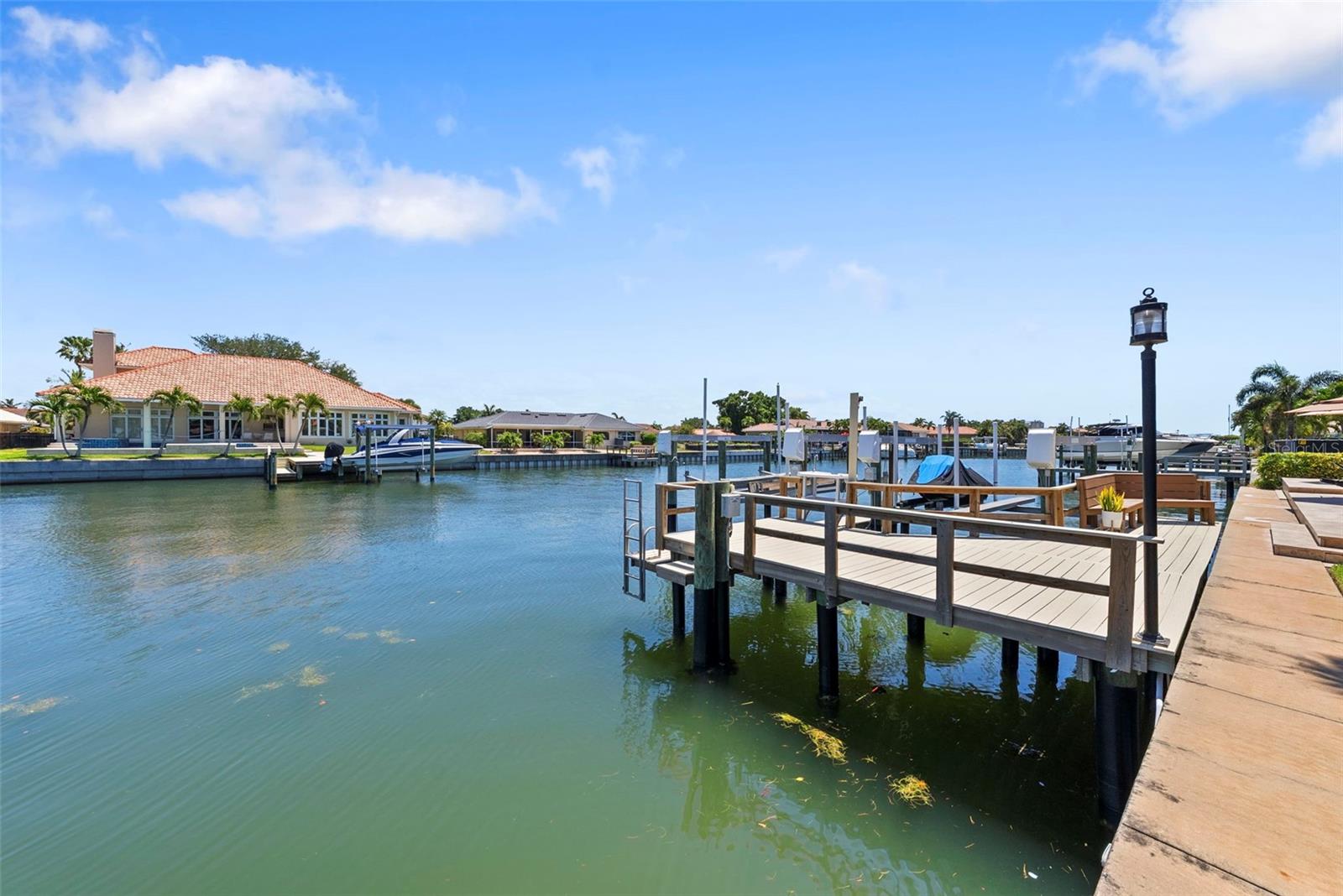 2028 ILLINOIS AVE NE, ST PETERSBURG, FL, 33703