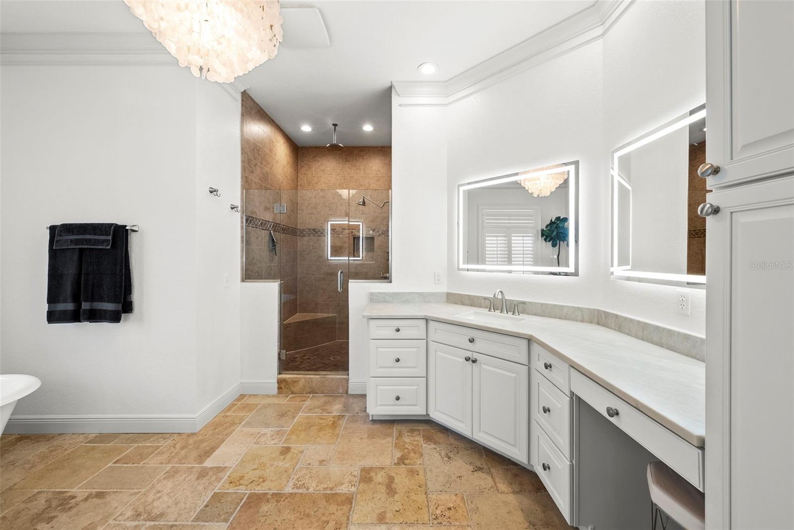 2028 ILLINOIS AVE NE, ST PETERSBURG, FL, 33703