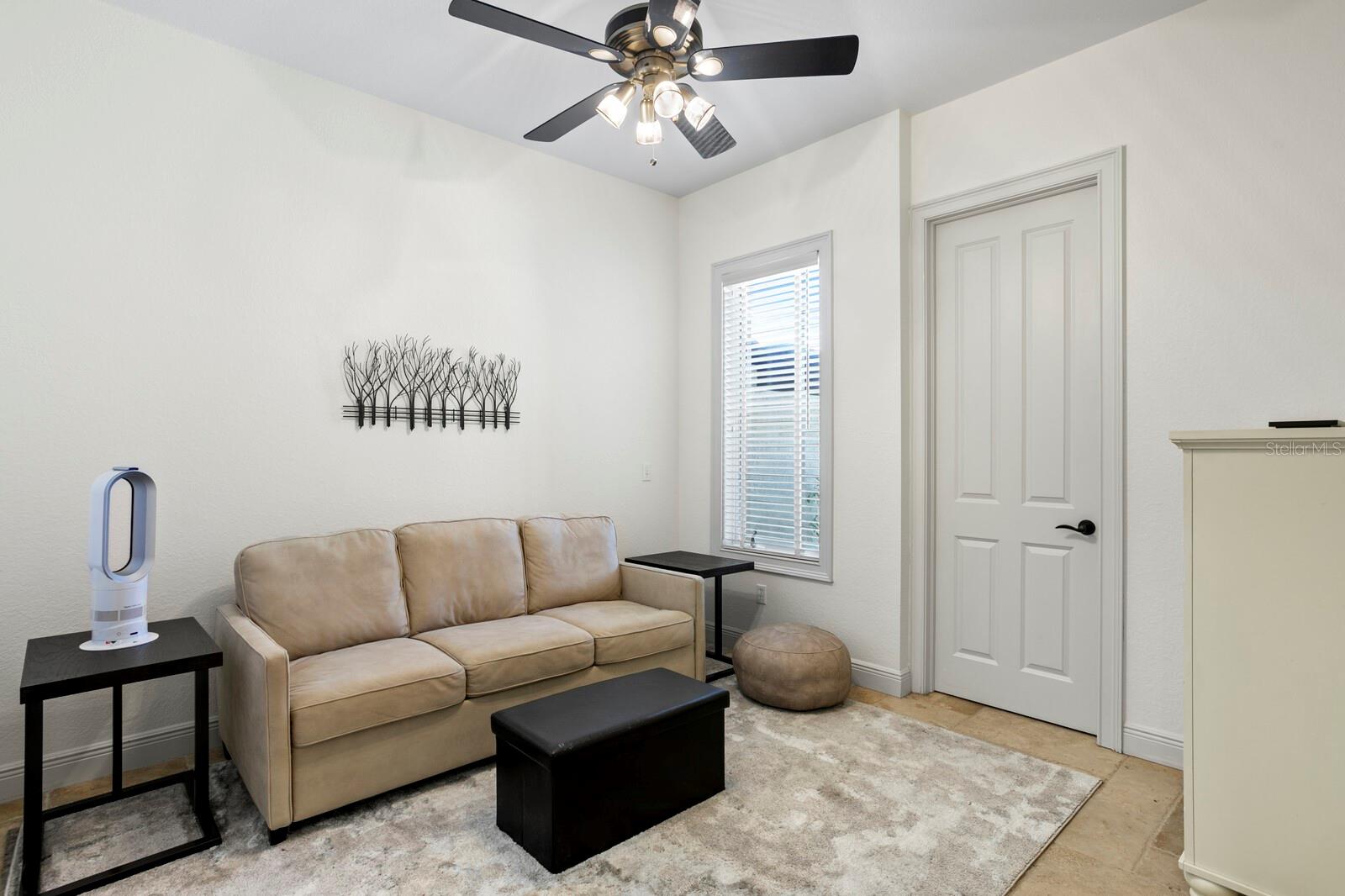 2028 ILLINOIS AVE NE, ST PETERSBURG, FL, 33703