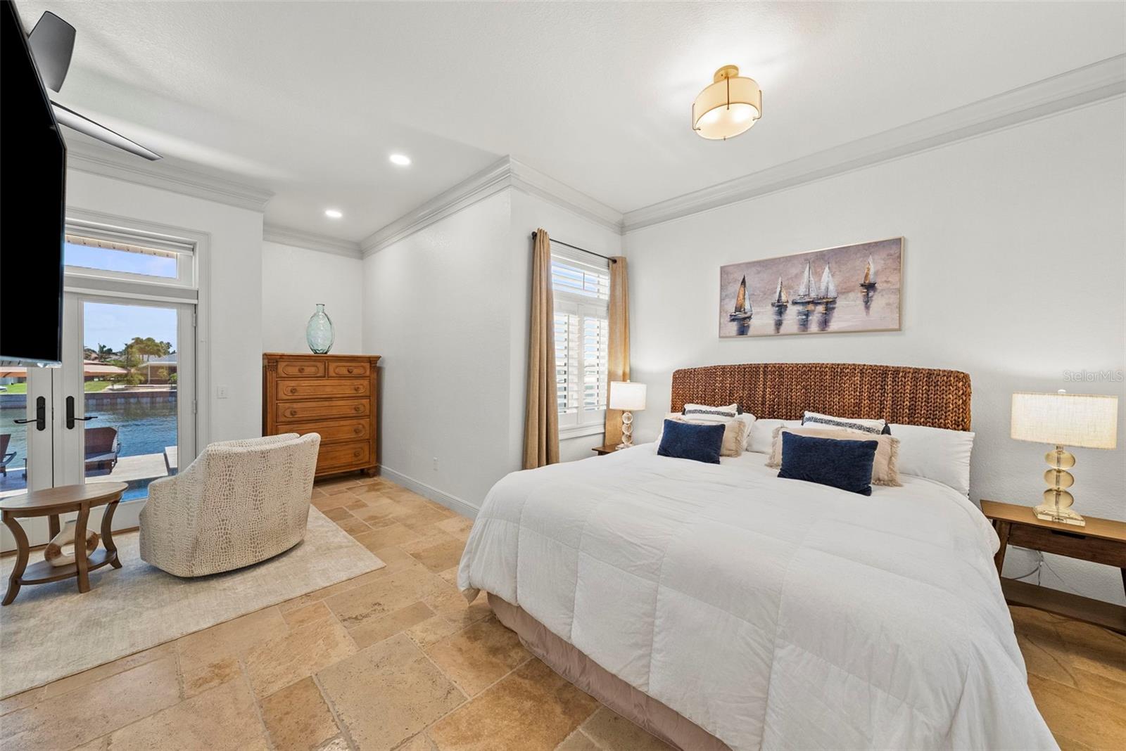 2028 ILLINOIS AVE NE, ST PETERSBURG, FL, 33703