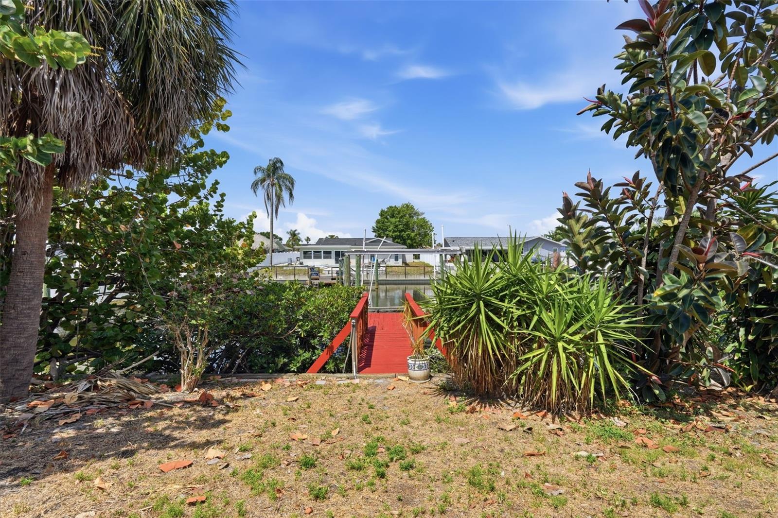 10621 HATTERAS DR, TAMPA, FL, 33615
