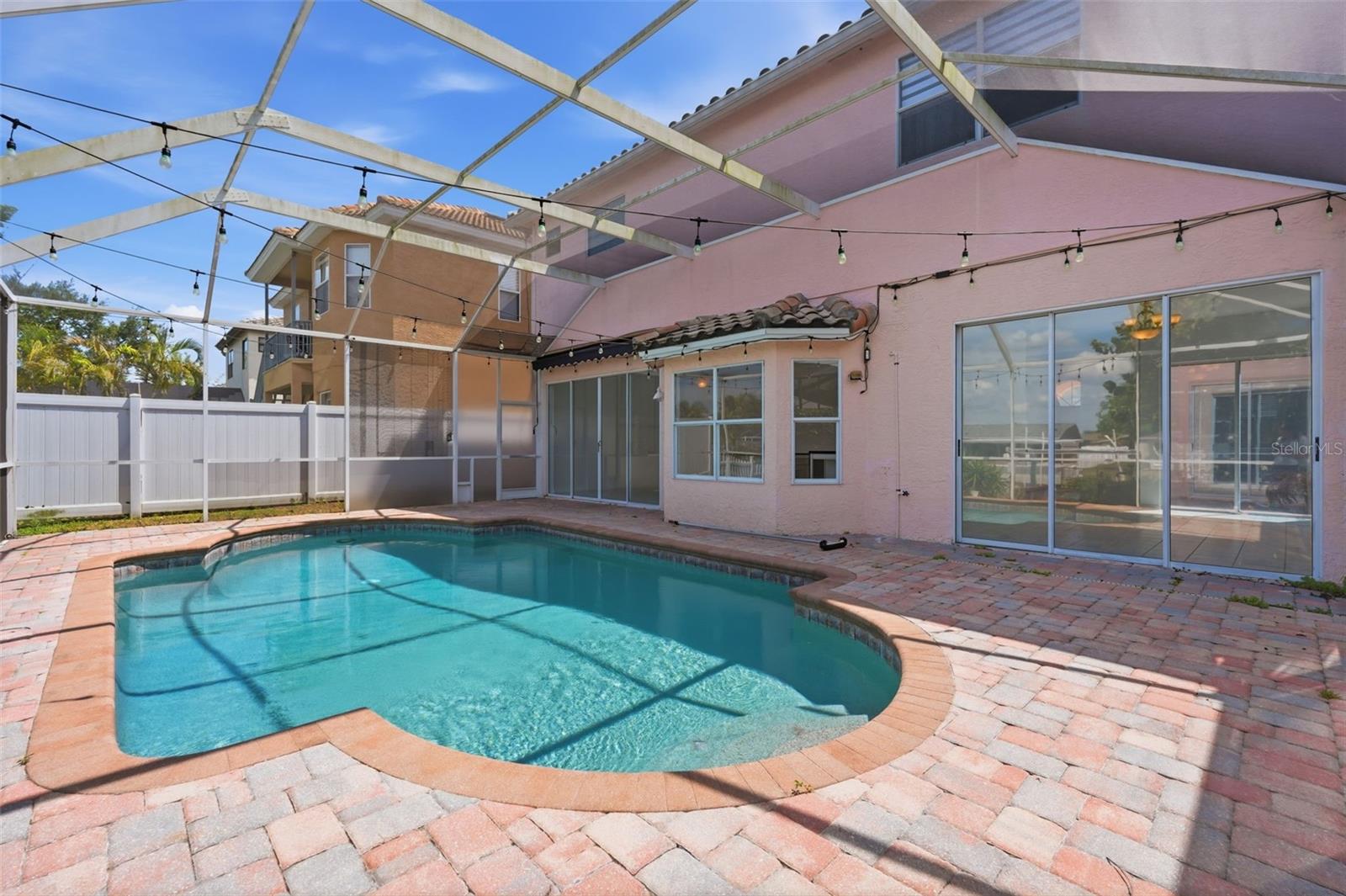 10621 HATTERAS DR, TAMPA, FL, 33615