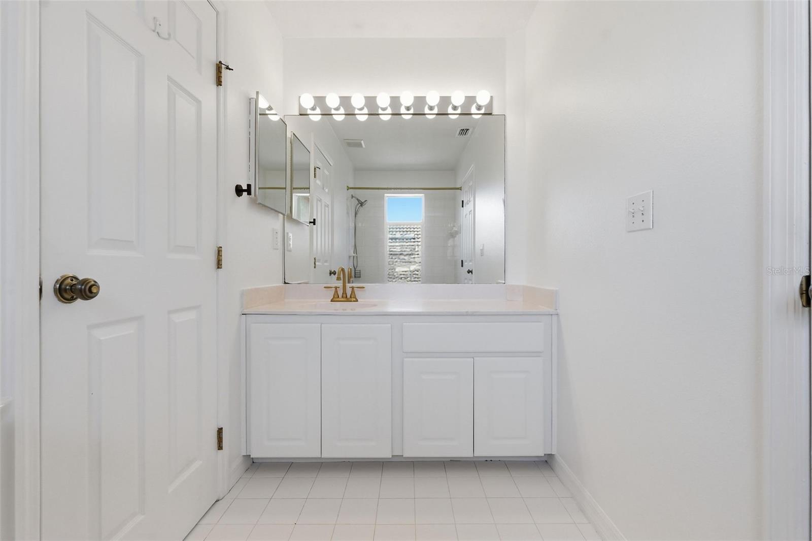 10621 HATTERAS DR, TAMPA, FL, 33615