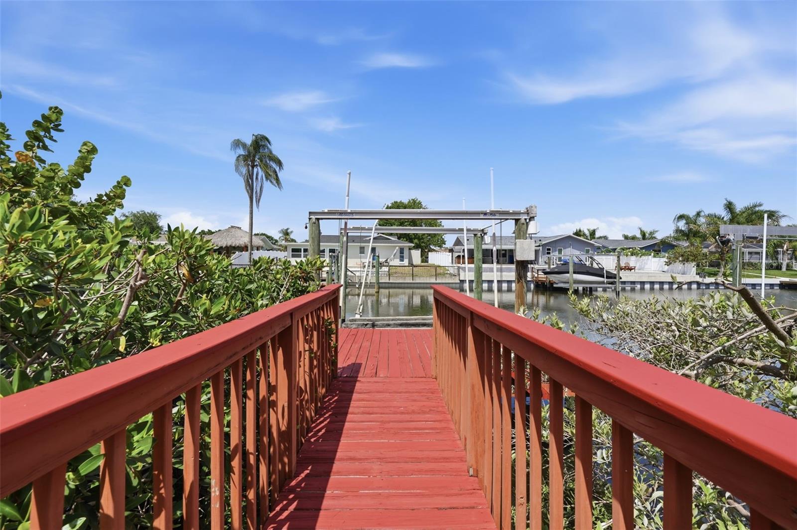 10621 HATTERAS DR, TAMPA, FL, 33615