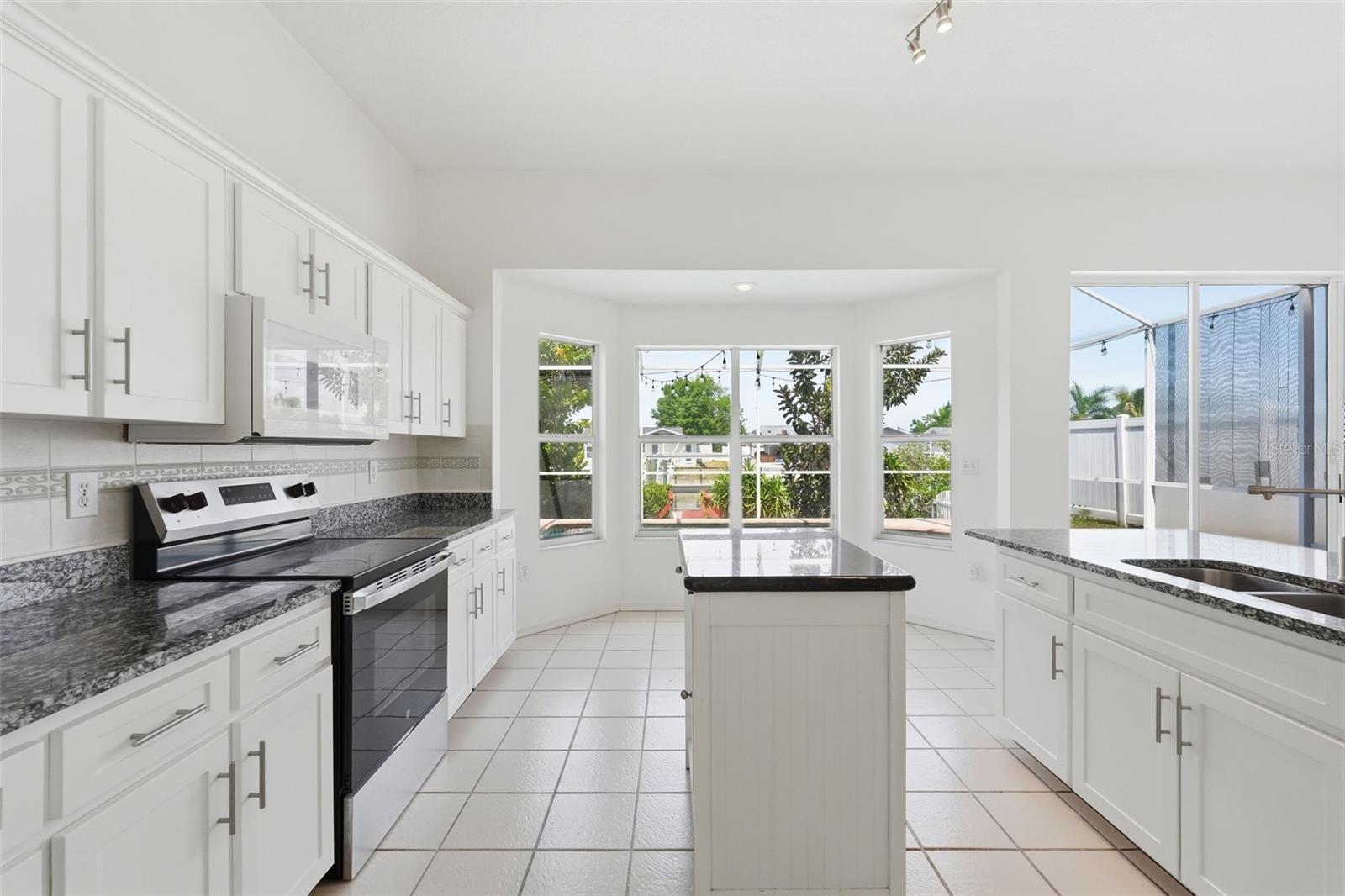 10621 HATTERAS DR, TAMPA, FL, 33615