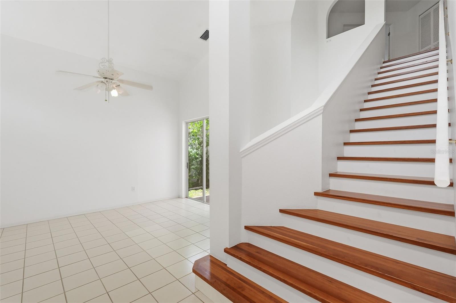10621 HATTERAS DR, TAMPA, FL, 33615