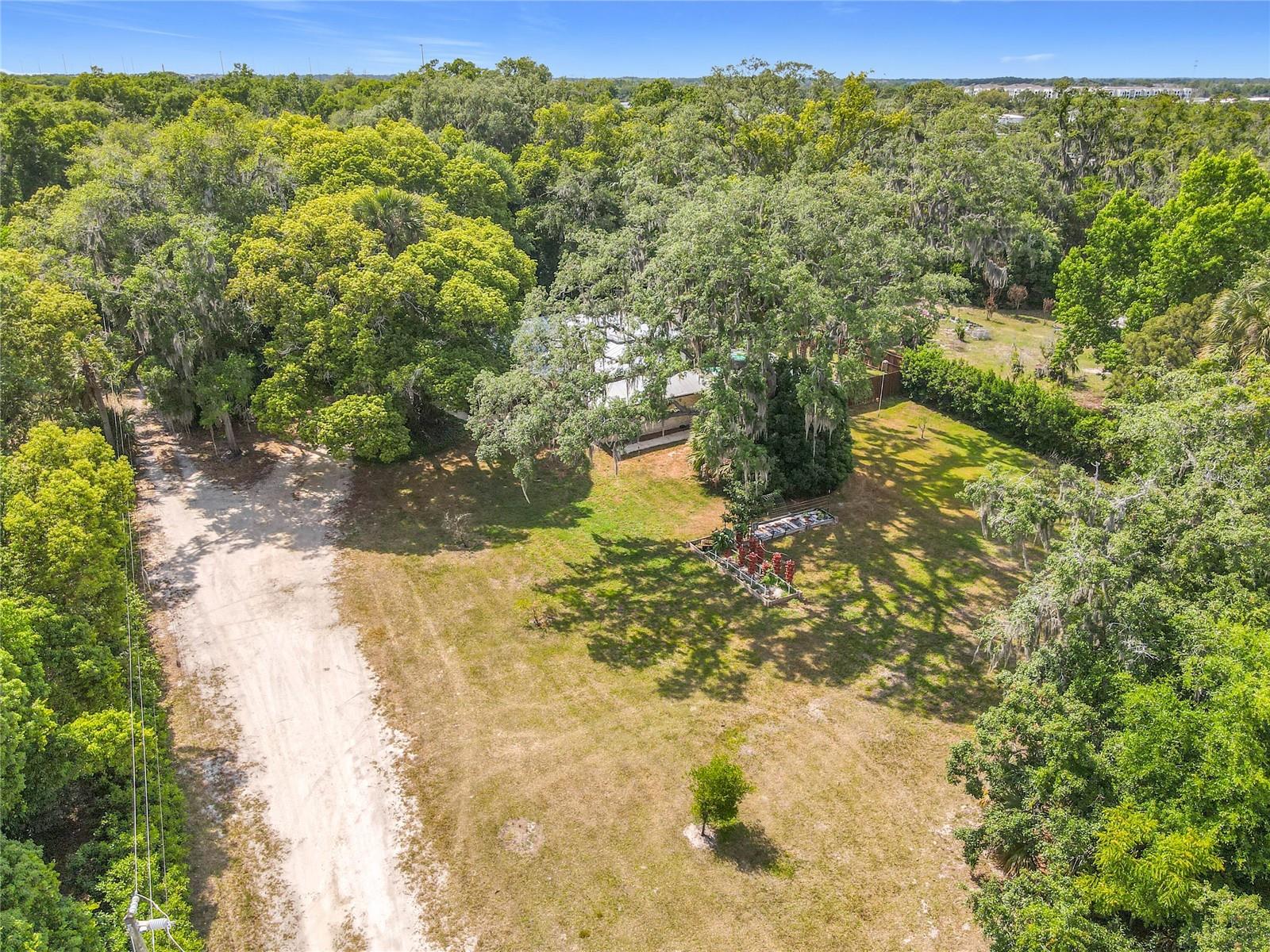 800 UPSALA RD, SANFORD, FL, 32771