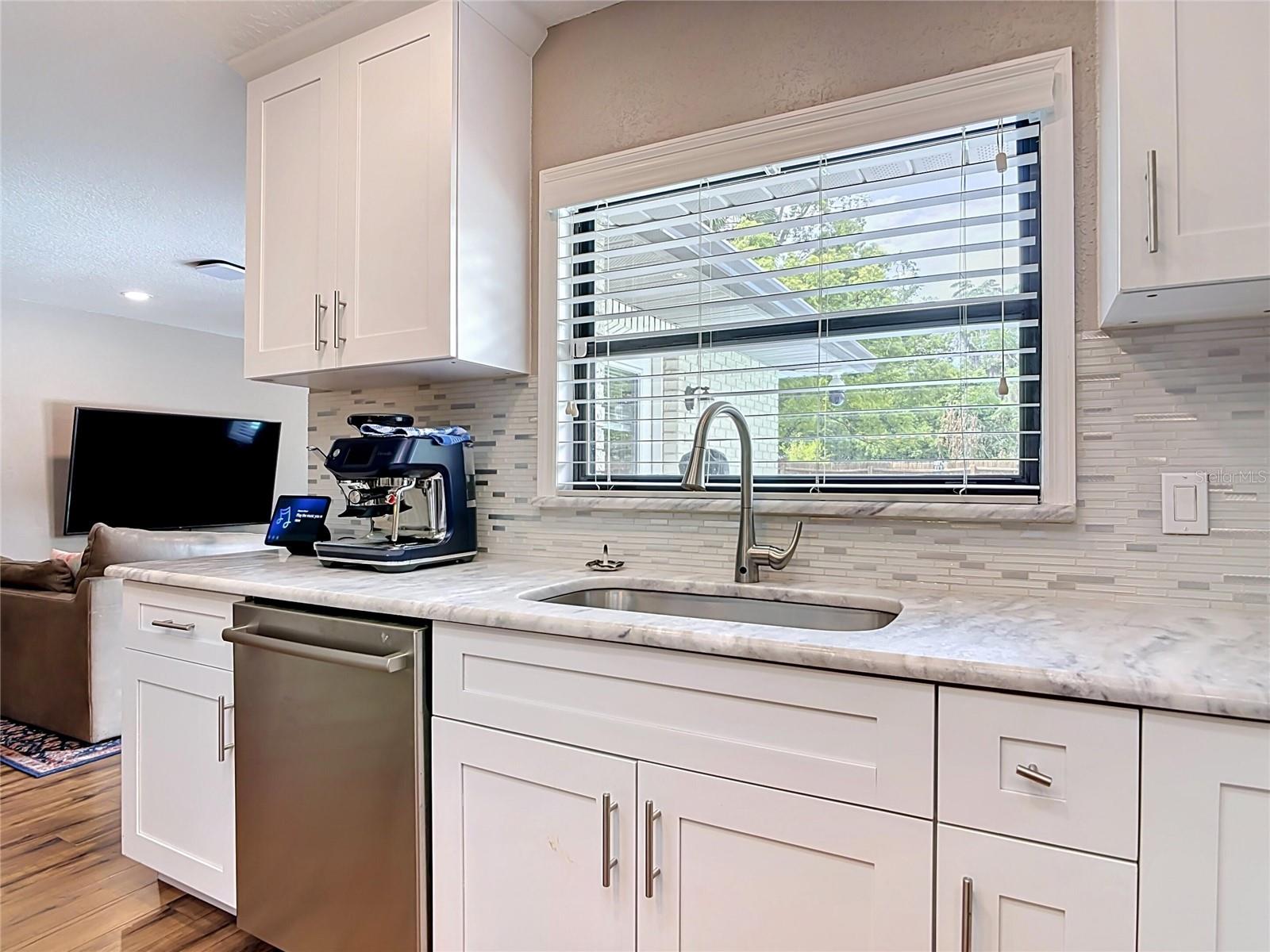 800 UPSALA RD, SANFORD, FL, 32771