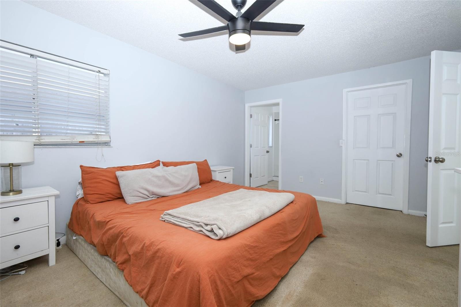 1064 E NORMANDY BLVD, DELTONA, FL, 32725
