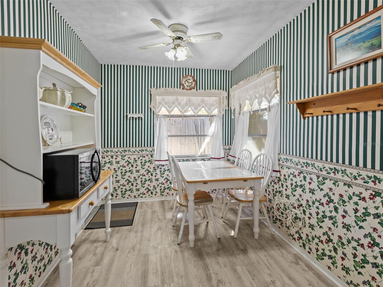 2047 GREENBRIAR BLVD, CLEARWATER, FL, 33763