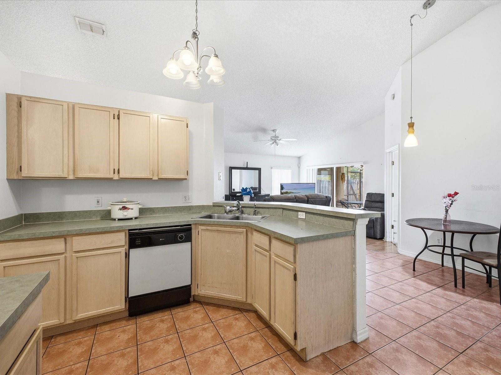 1218 WHITEWOOD WAY, CLERMONT, FL, 34714