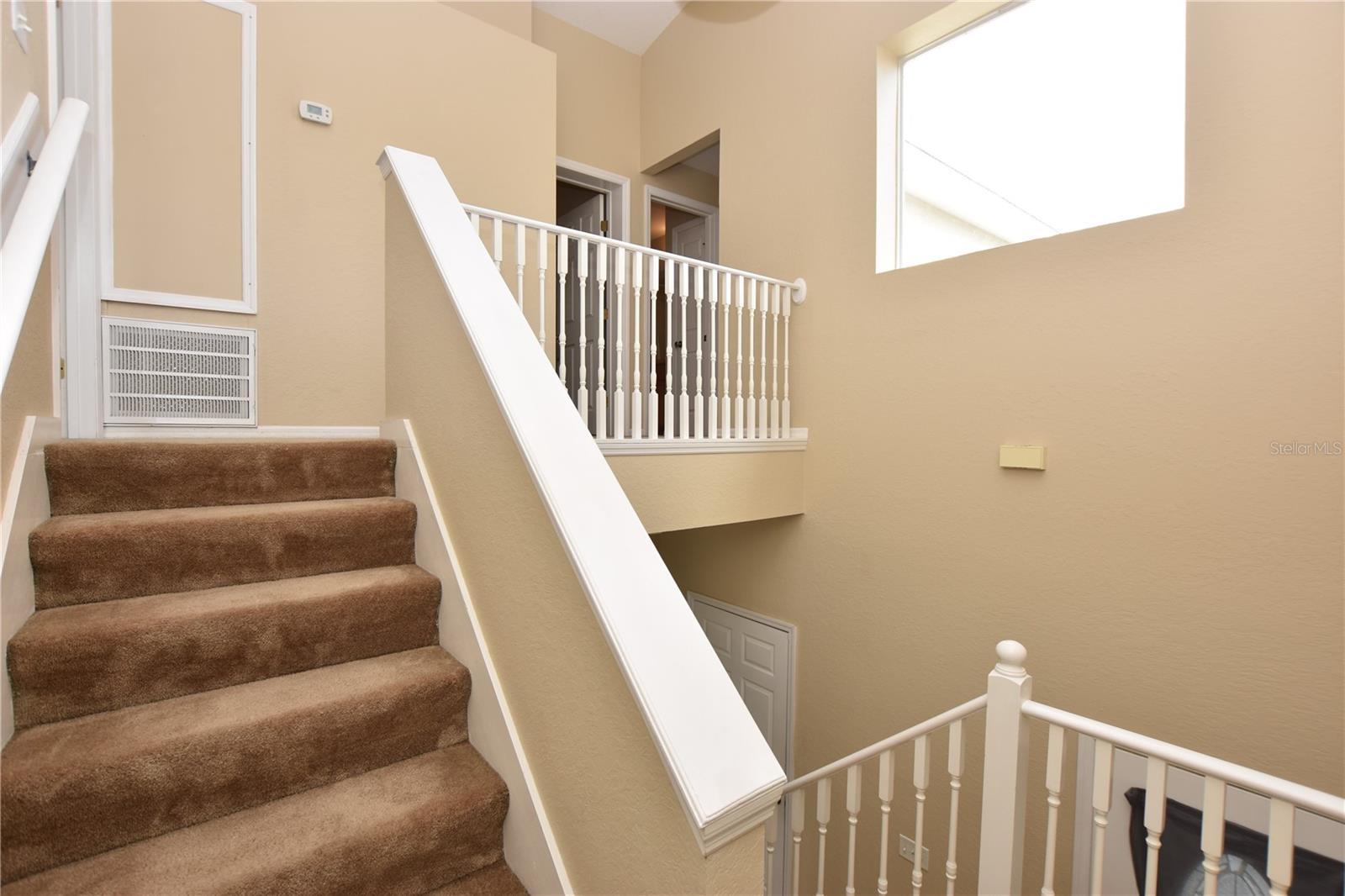 2010 HATTERAS PT, LAKELAND, FL, 33813