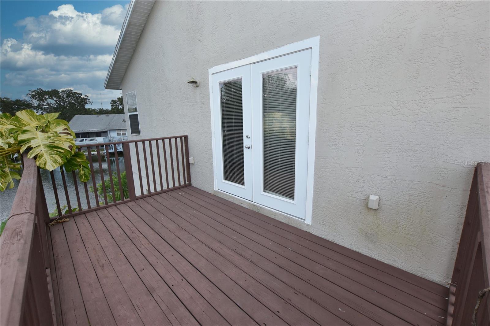 2010 HATTERAS PT, LAKELAND, FL, 33813