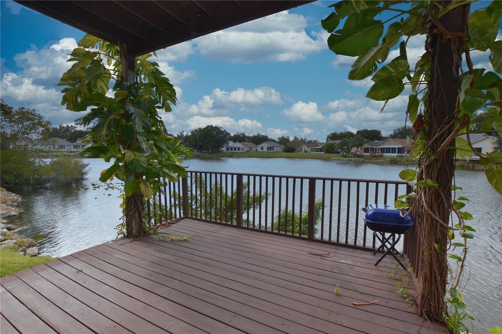 2010 HATTERAS PT, LAKELAND, FL, 33813