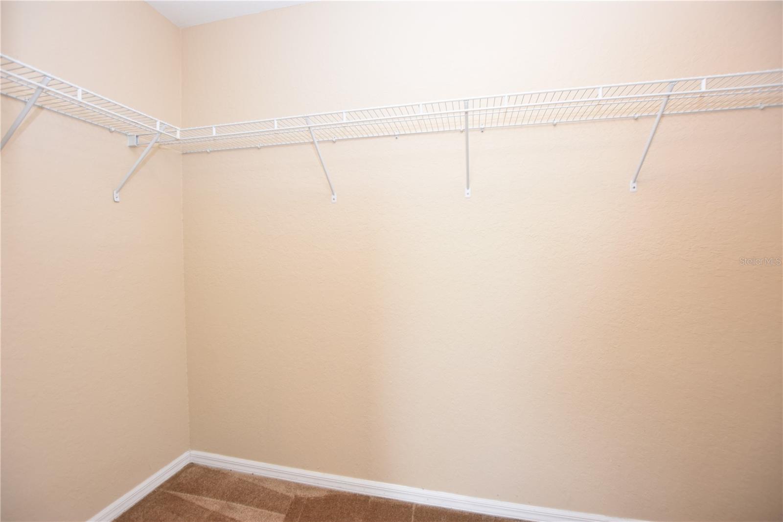 2010 HATTERAS PT, LAKELAND, FL, 33813