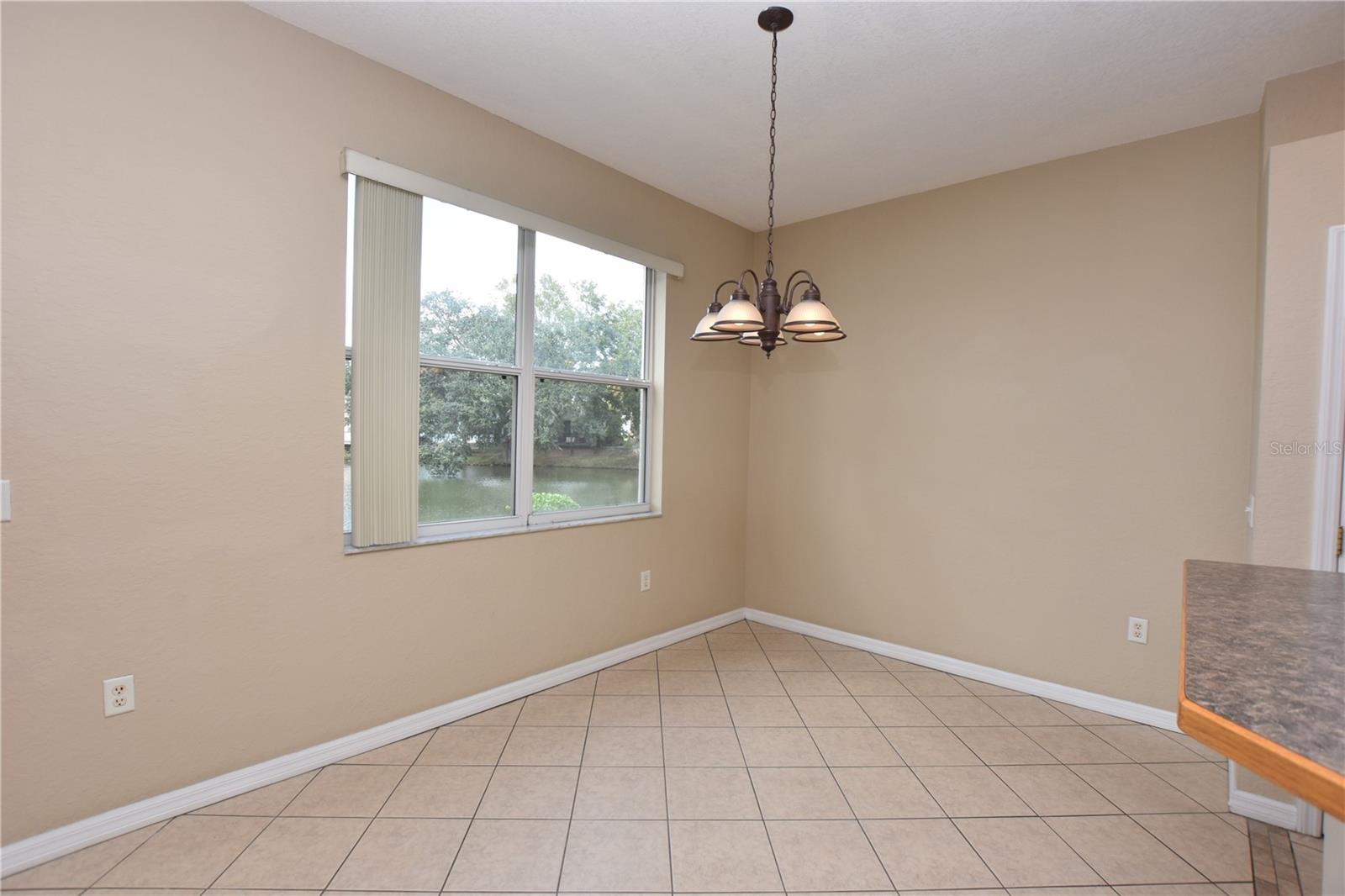 2010 HATTERAS PT, LAKELAND, FL, 33813