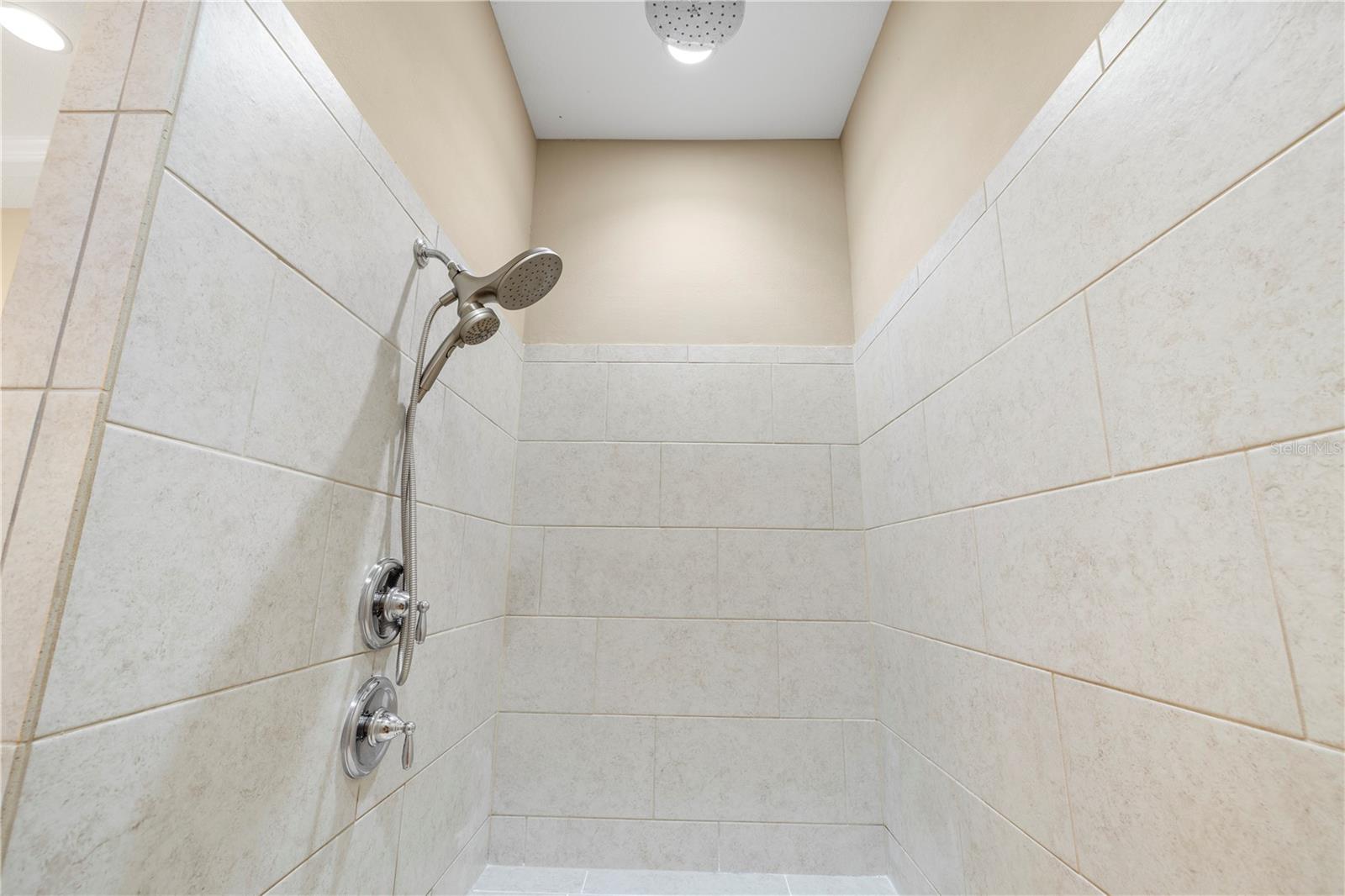 16726 COURTYARD LOOP, LAND O LAKES, FL, 34638