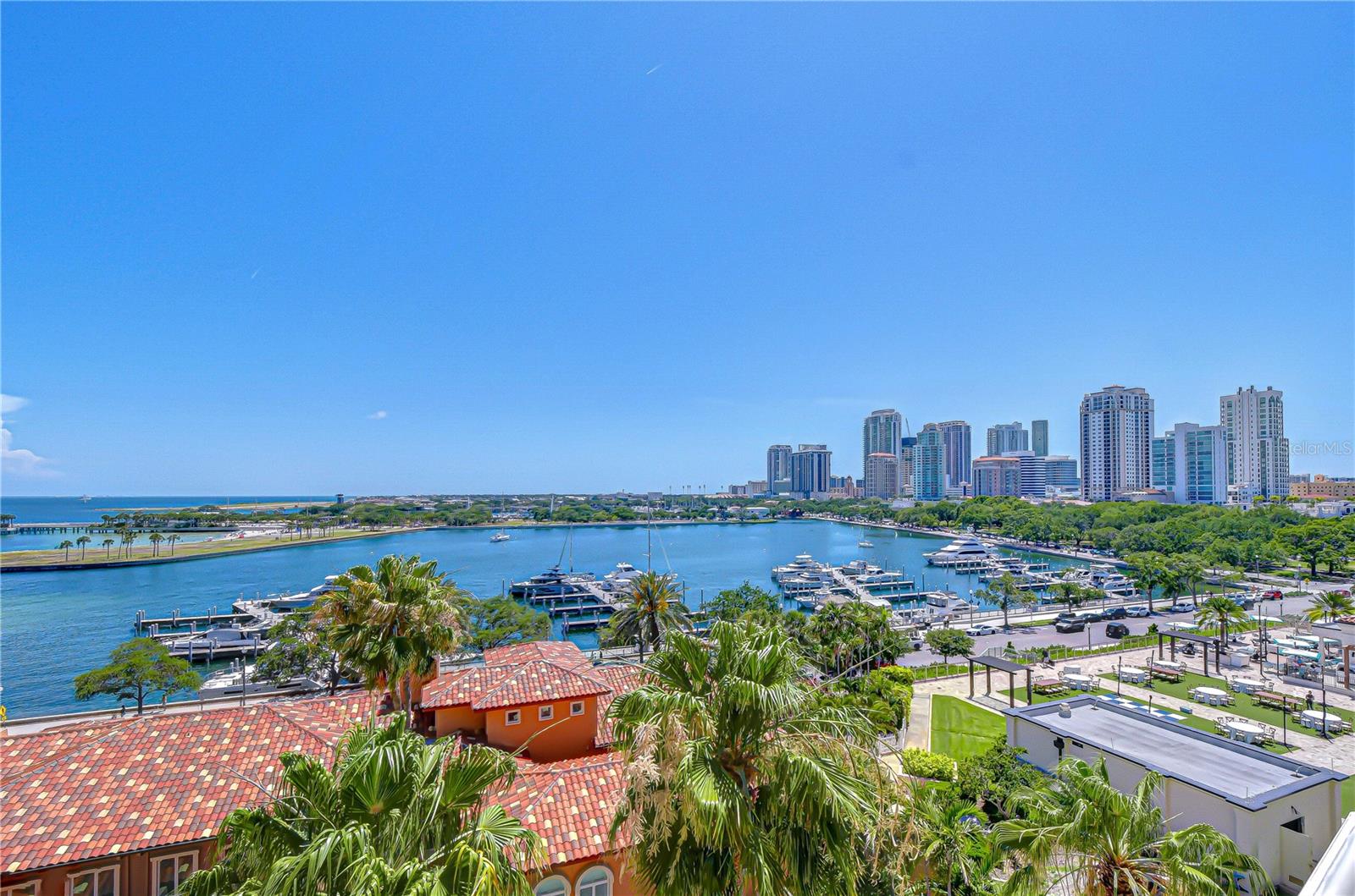 555 5TH AVE NE #711, ST PETERSBURG, FL, 33701