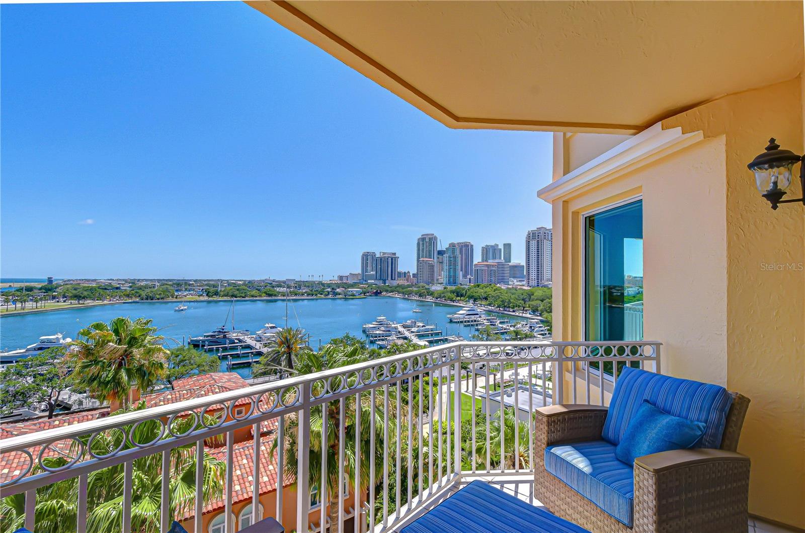 555 5TH AVE NE #711, ST PETERSBURG, FL, 33701