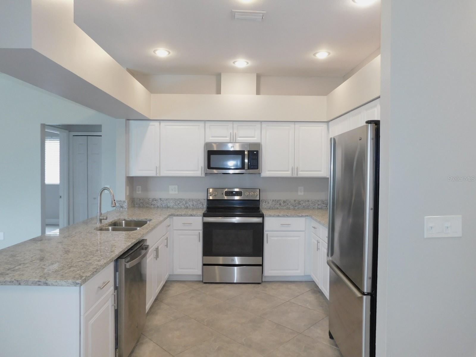 2080 SIMEON DR, PALM HARBOR, FL, 34683