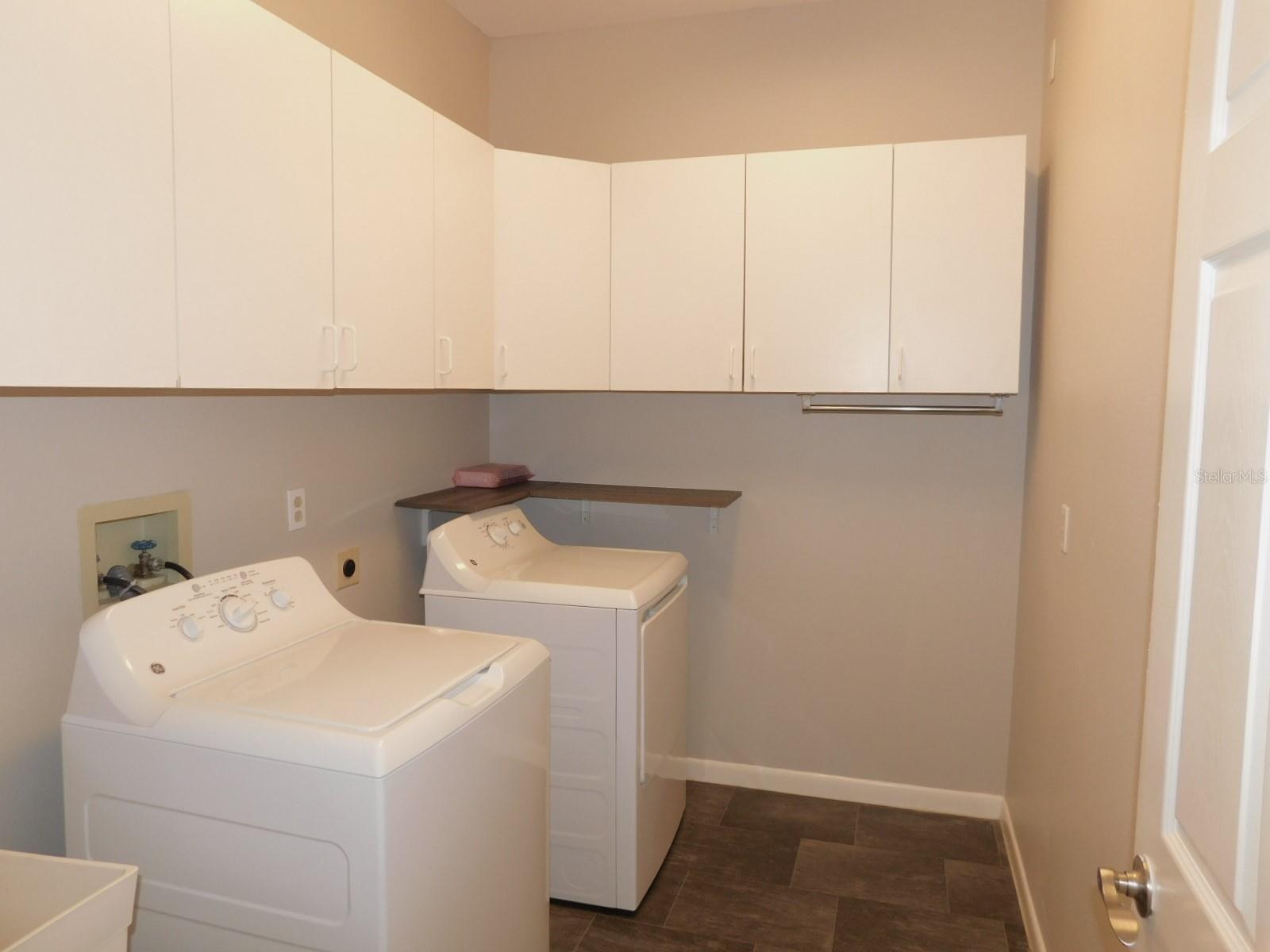 2080 SIMEON DR, PALM HARBOR, FL, 34683