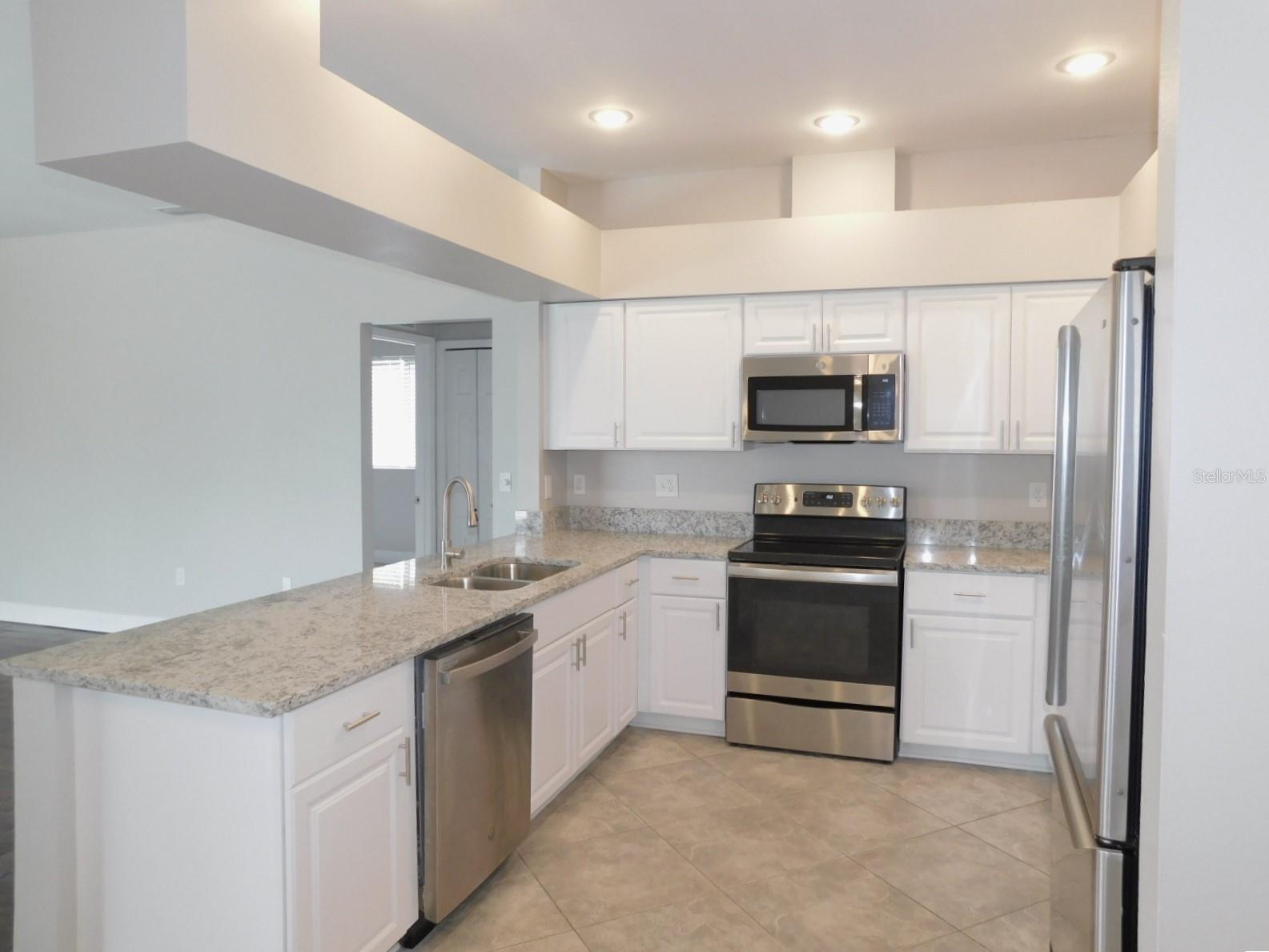 2080 SIMEON DR, PALM HARBOR, FL, 34683