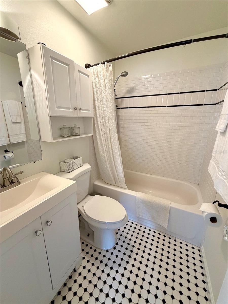2842 15TH AVE N, ST PETERSBURG, FL, 33713