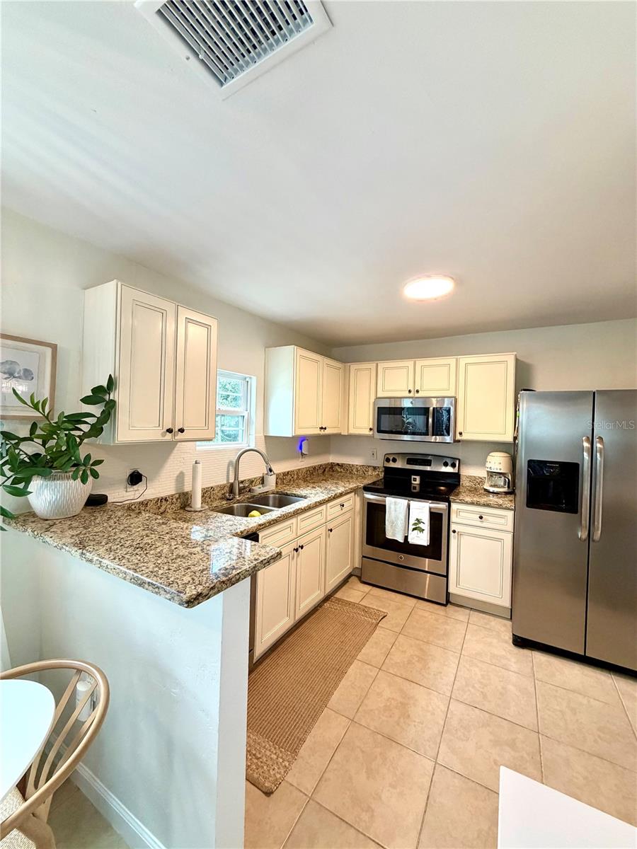 2842 15TH AVE N, ST PETERSBURG, FL, 33713