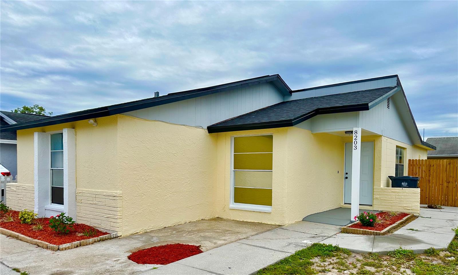 8203 OLIVEWOOD PL, TAMPA, FL, 33615