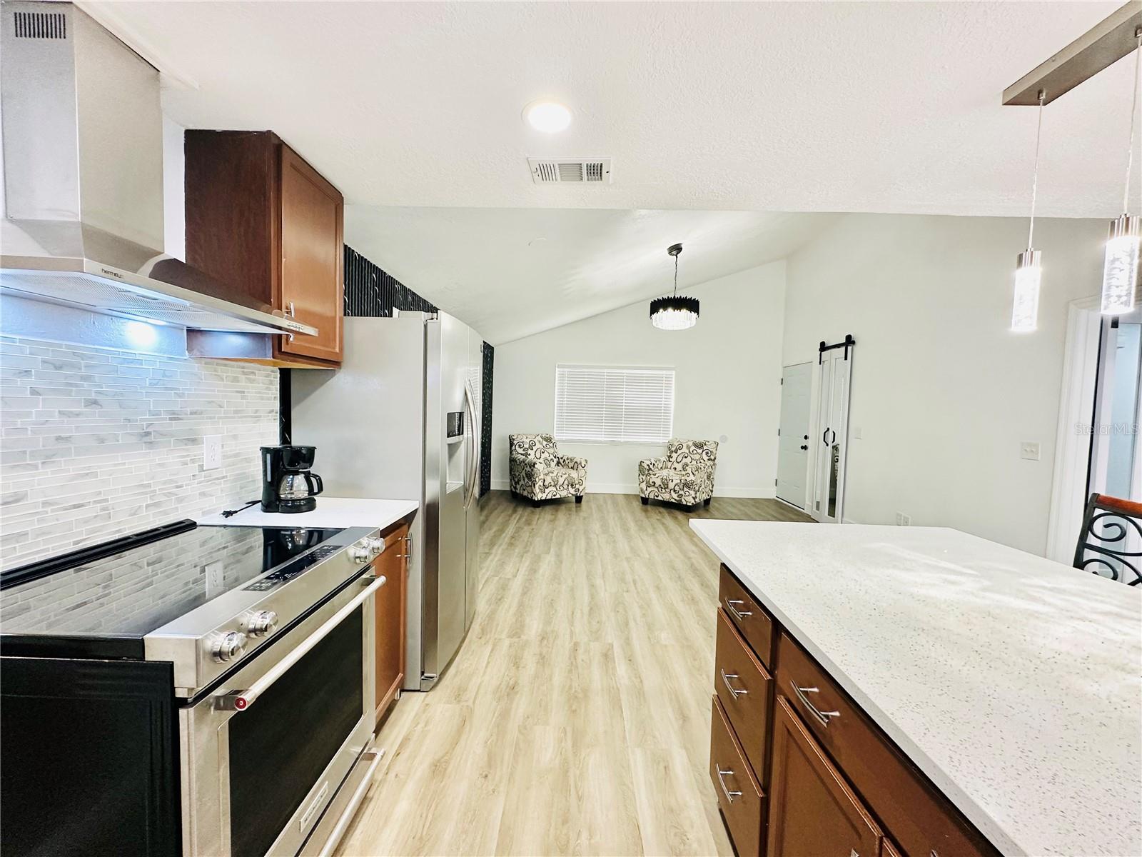 8203 OLIVEWOOD PL, TAMPA, FL, 33615