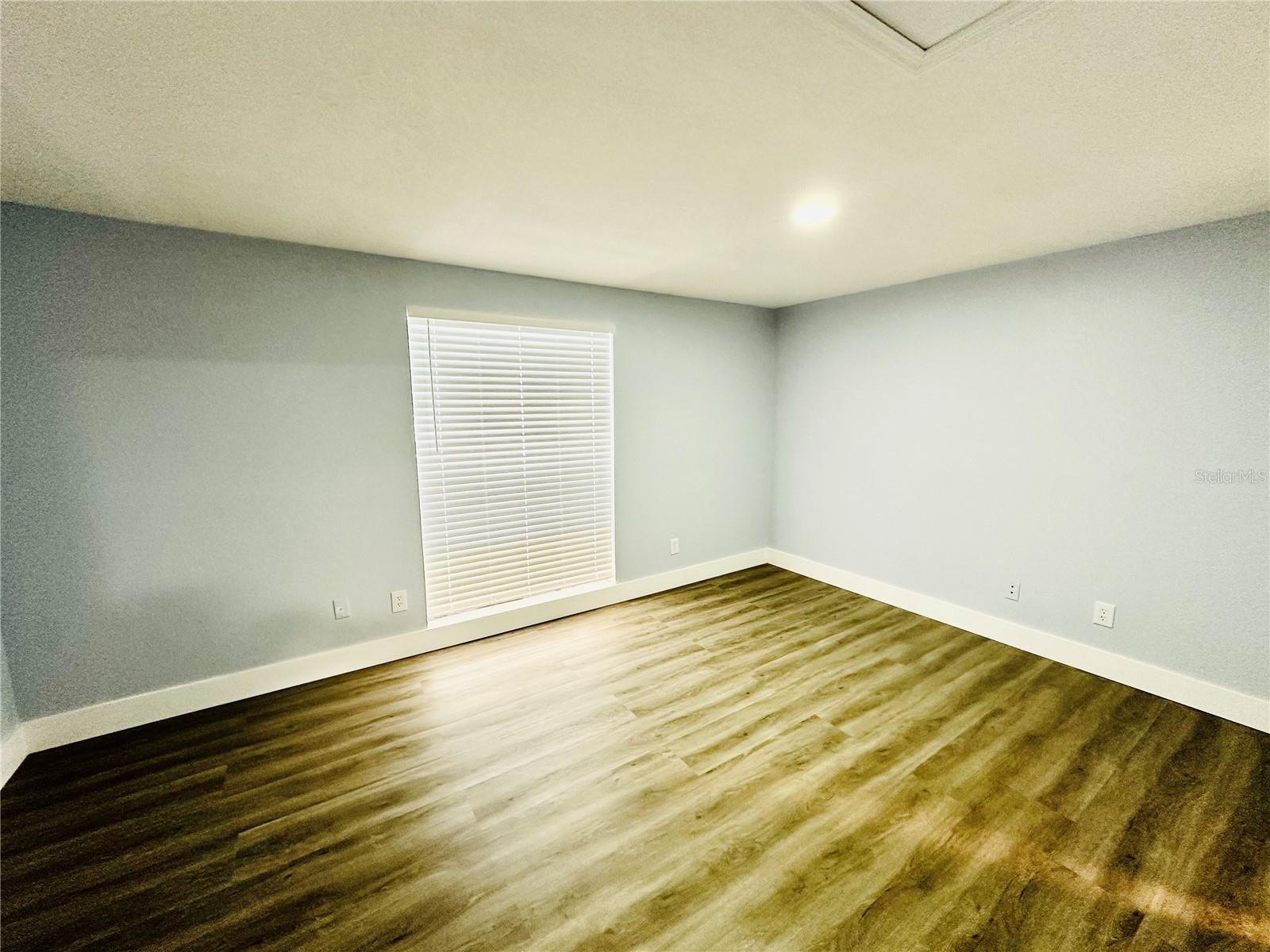 8203 OLIVEWOOD PL, TAMPA, FL, 33615