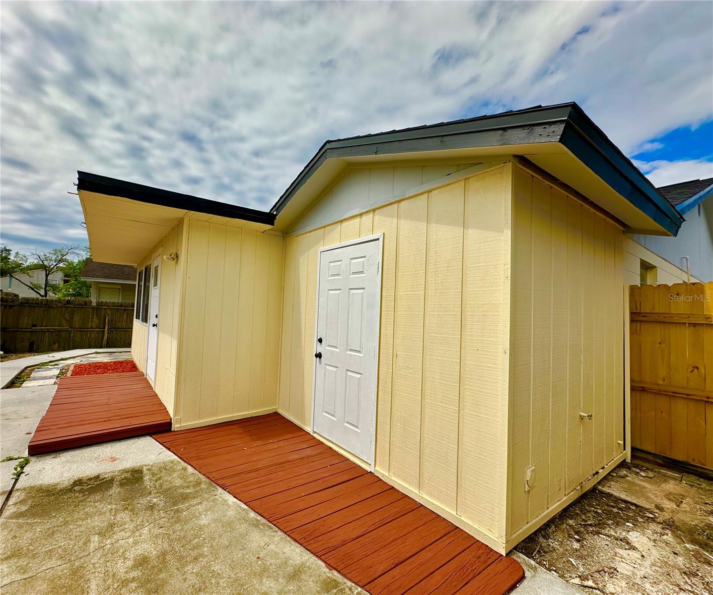 8203 OLIVEWOOD PL, TAMPA, FL, 33615