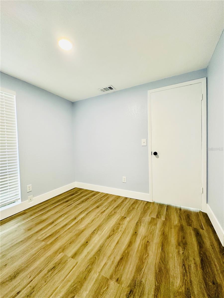 8203 OLIVEWOOD PL, TAMPA, FL, 33615