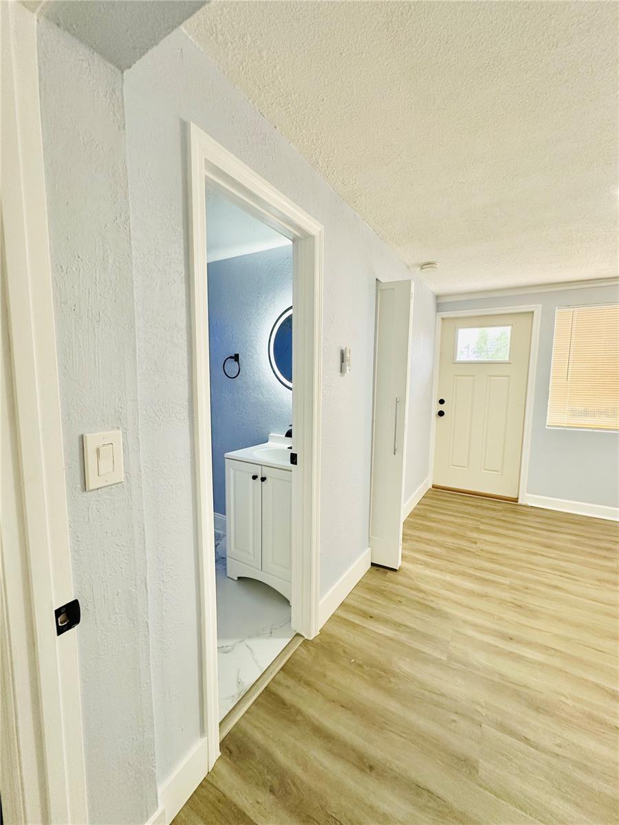 8203 OLIVEWOOD PL, TAMPA, FL, 33615
