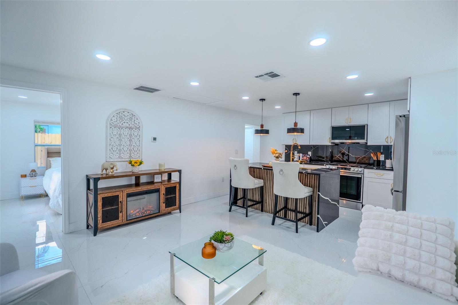 9407 N 12TH ST, TAMPA, FL, 33612