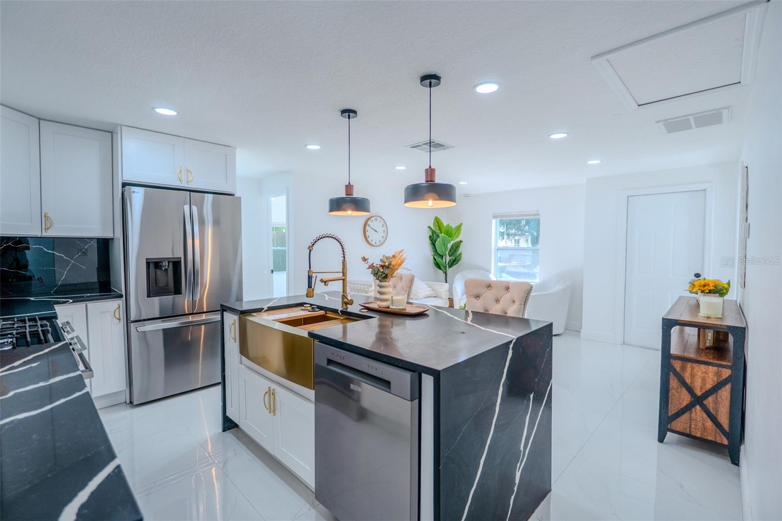 9407 N 12TH ST, TAMPA, FL, 33612