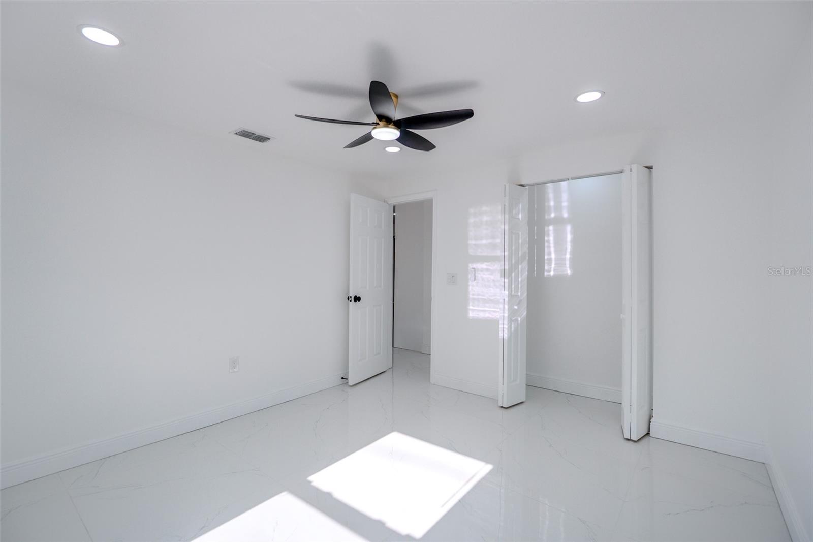 9407 N 12TH ST, TAMPA, FL, 33612