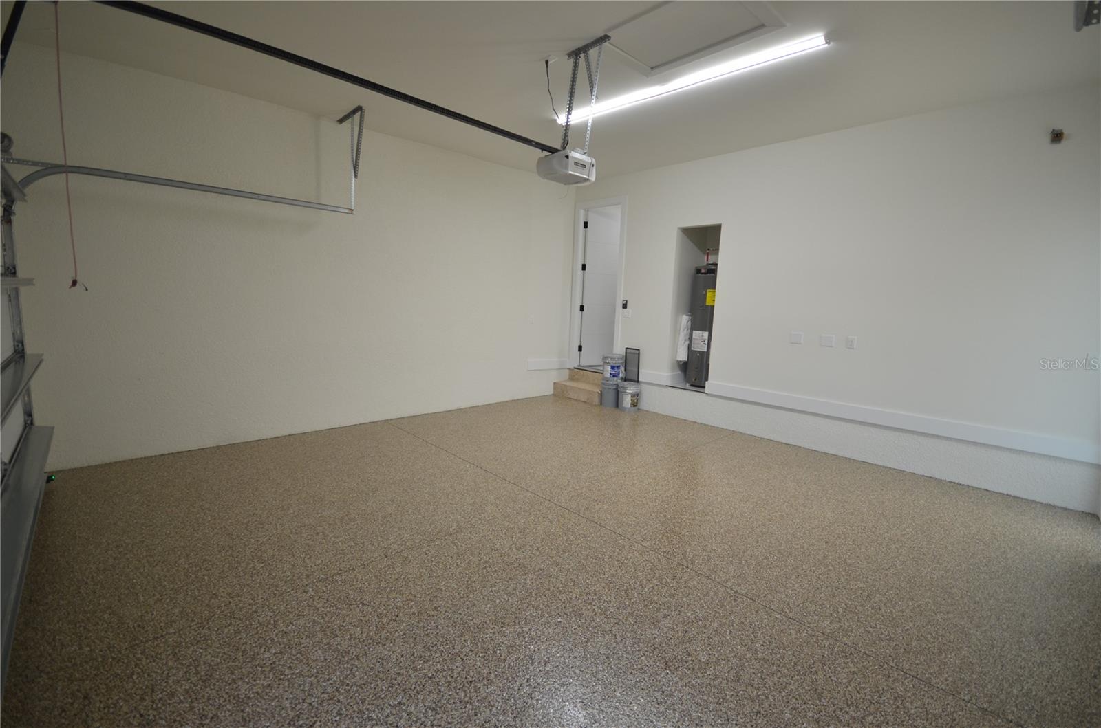 2416 DIPLOMAT PKWY W, CAPE CORAL, FL, 33993