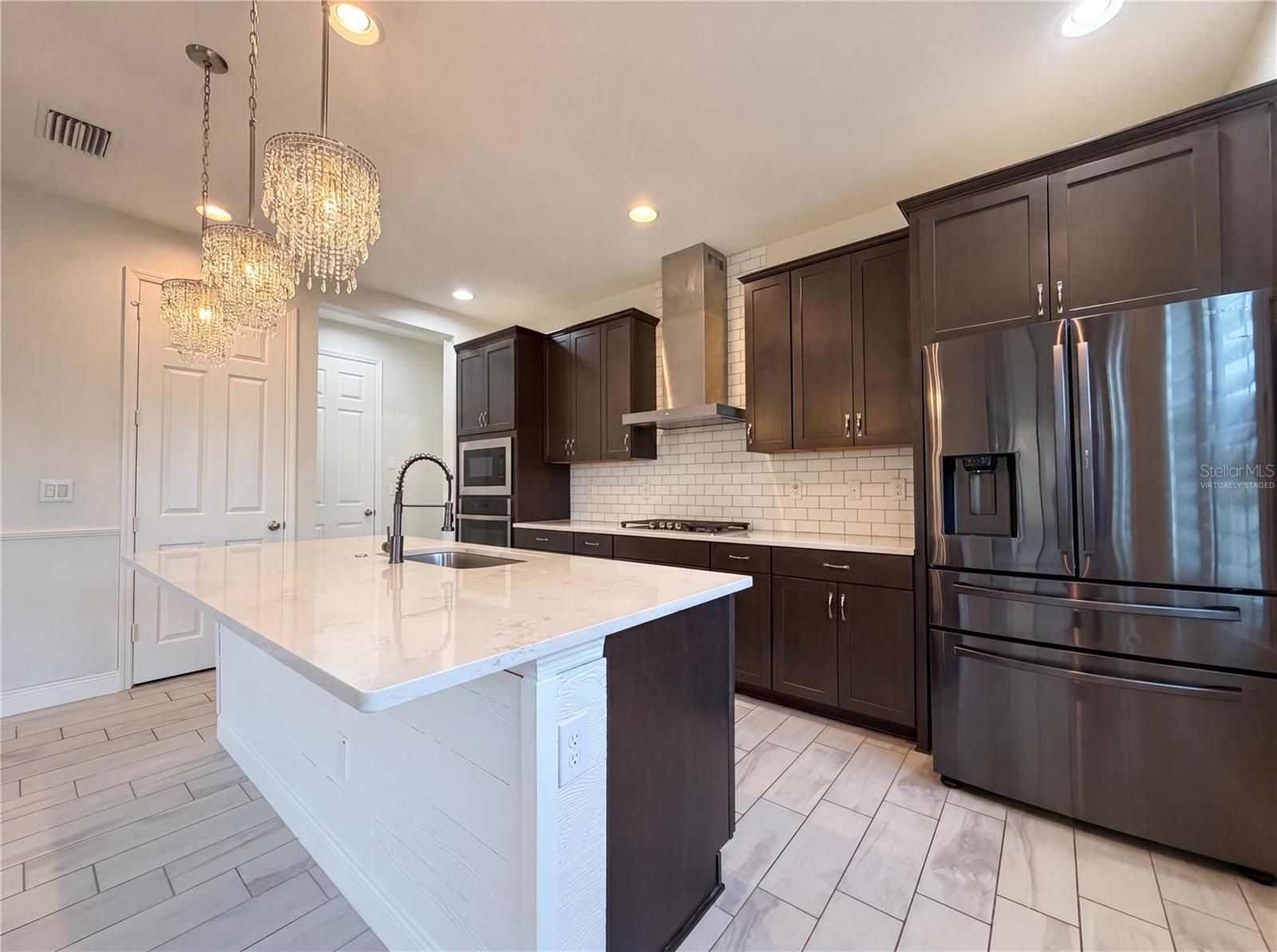 12643 HORSESHOE BEND DR, LITHIA, FL, 33547
