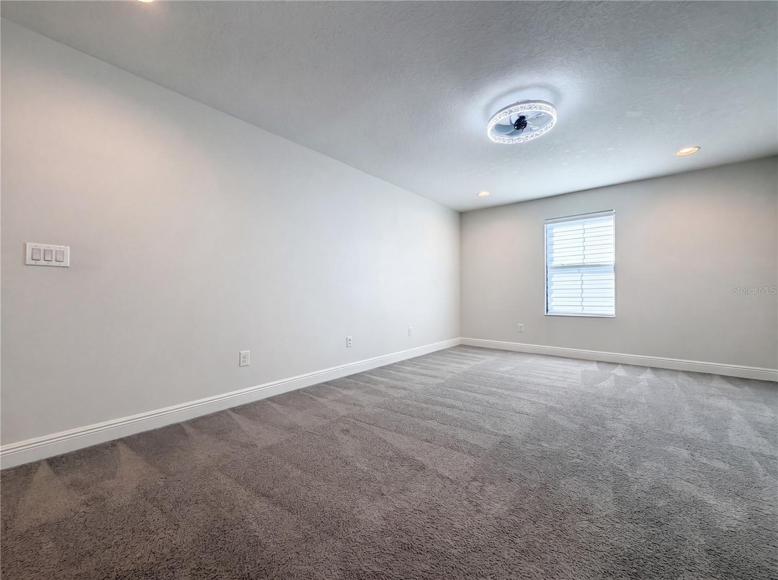12643 HORSESHOE BEND DR, LITHIA, FL, 33547