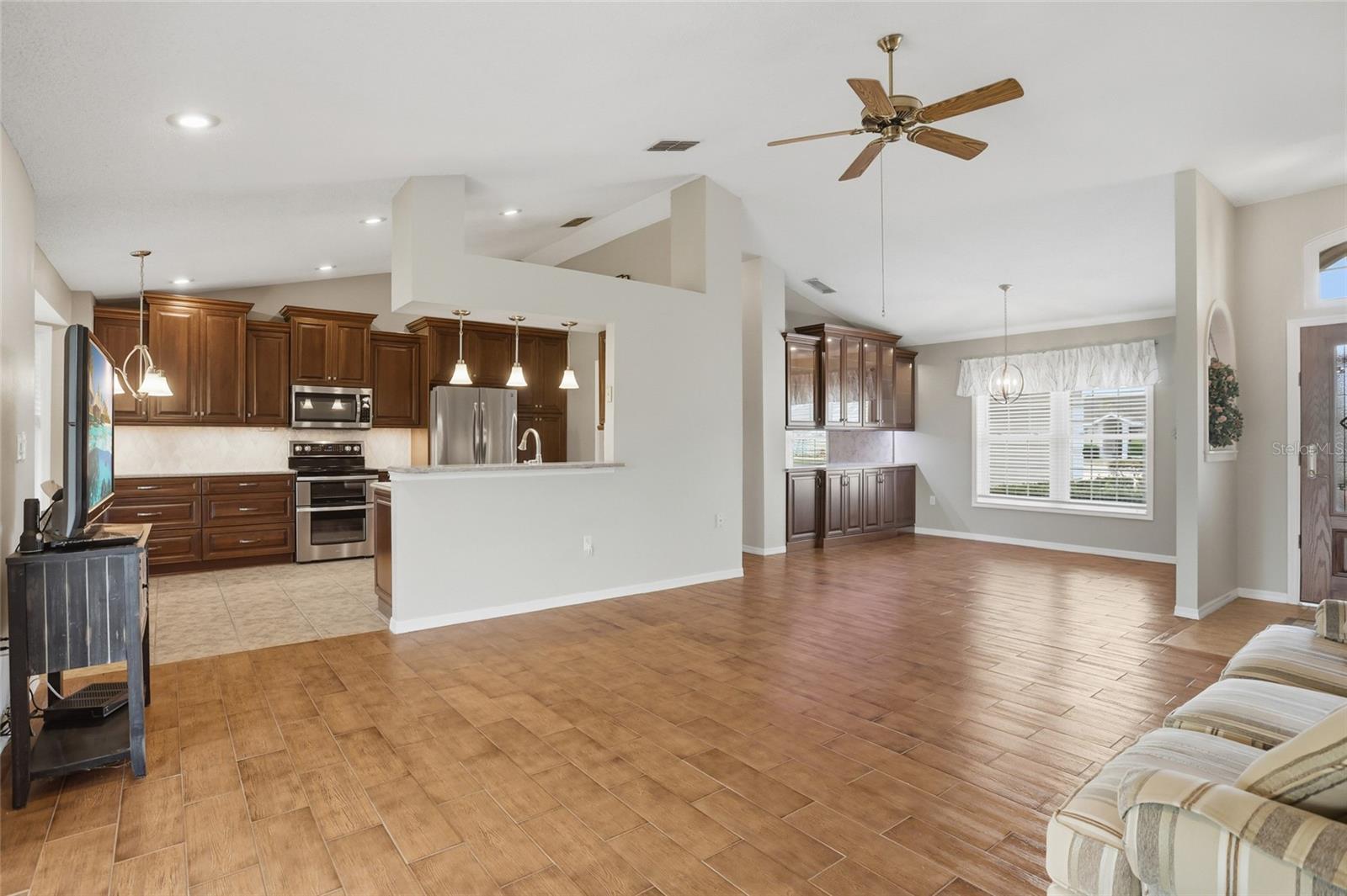 204 GREENWICH ST, DAVENPORT, FL, 33896