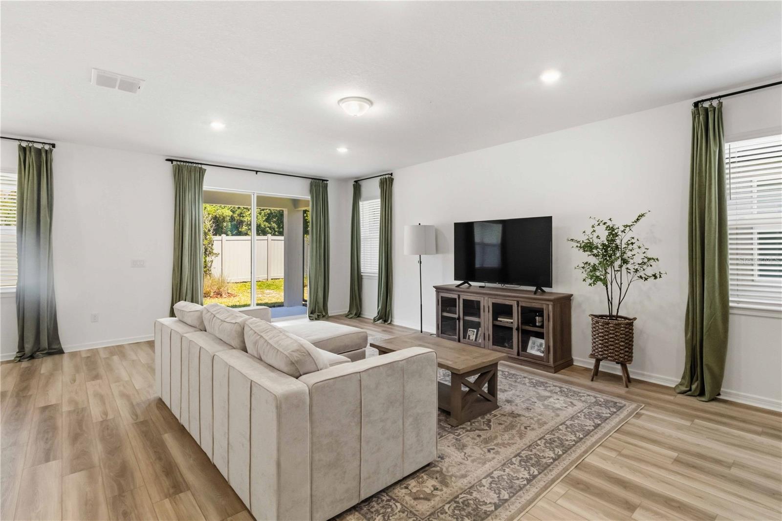 2940 FOREST MEADOW AVE, VALRICO, FL, 33594